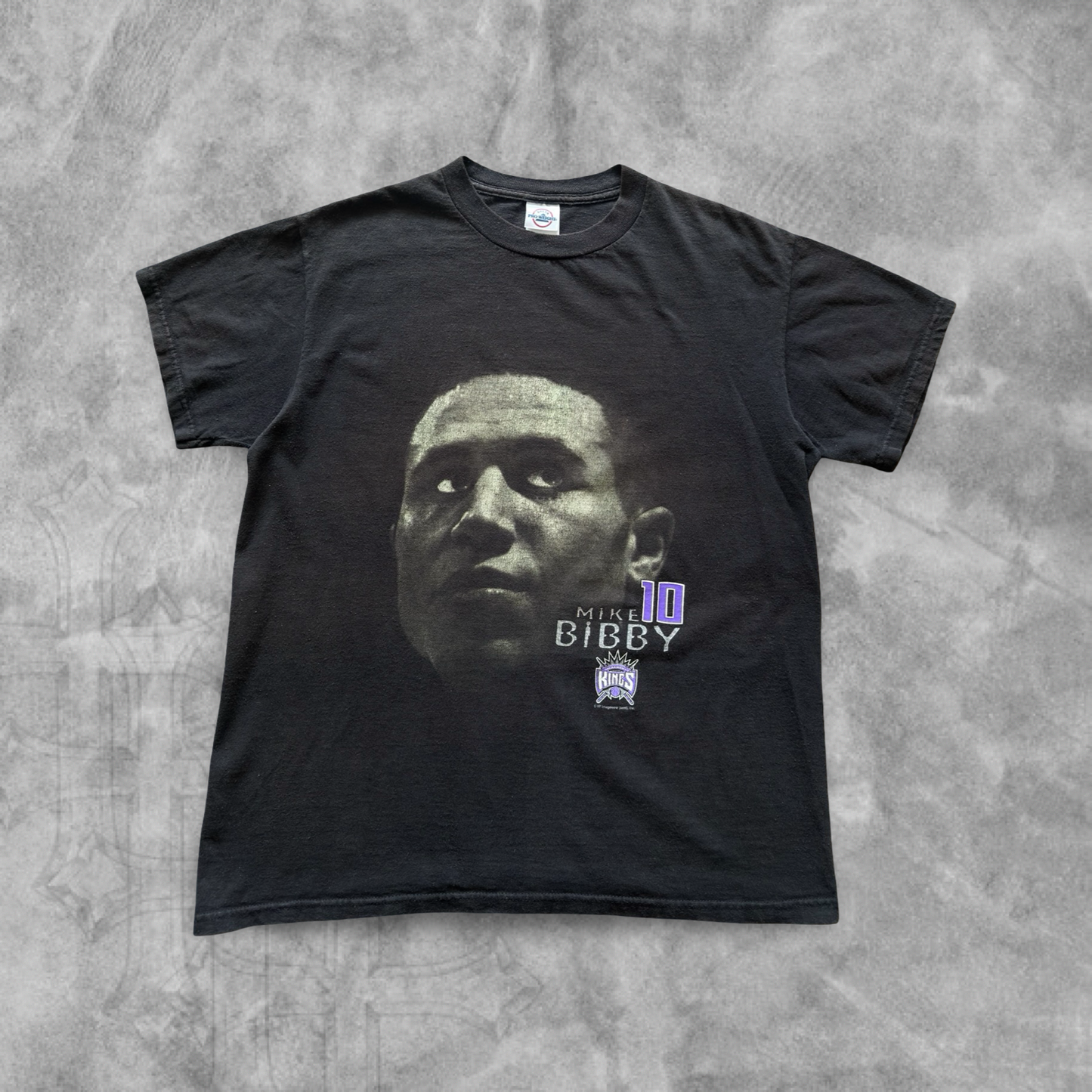 Black Mike Bibby Sacramento Kings Shirt 1990s (M)