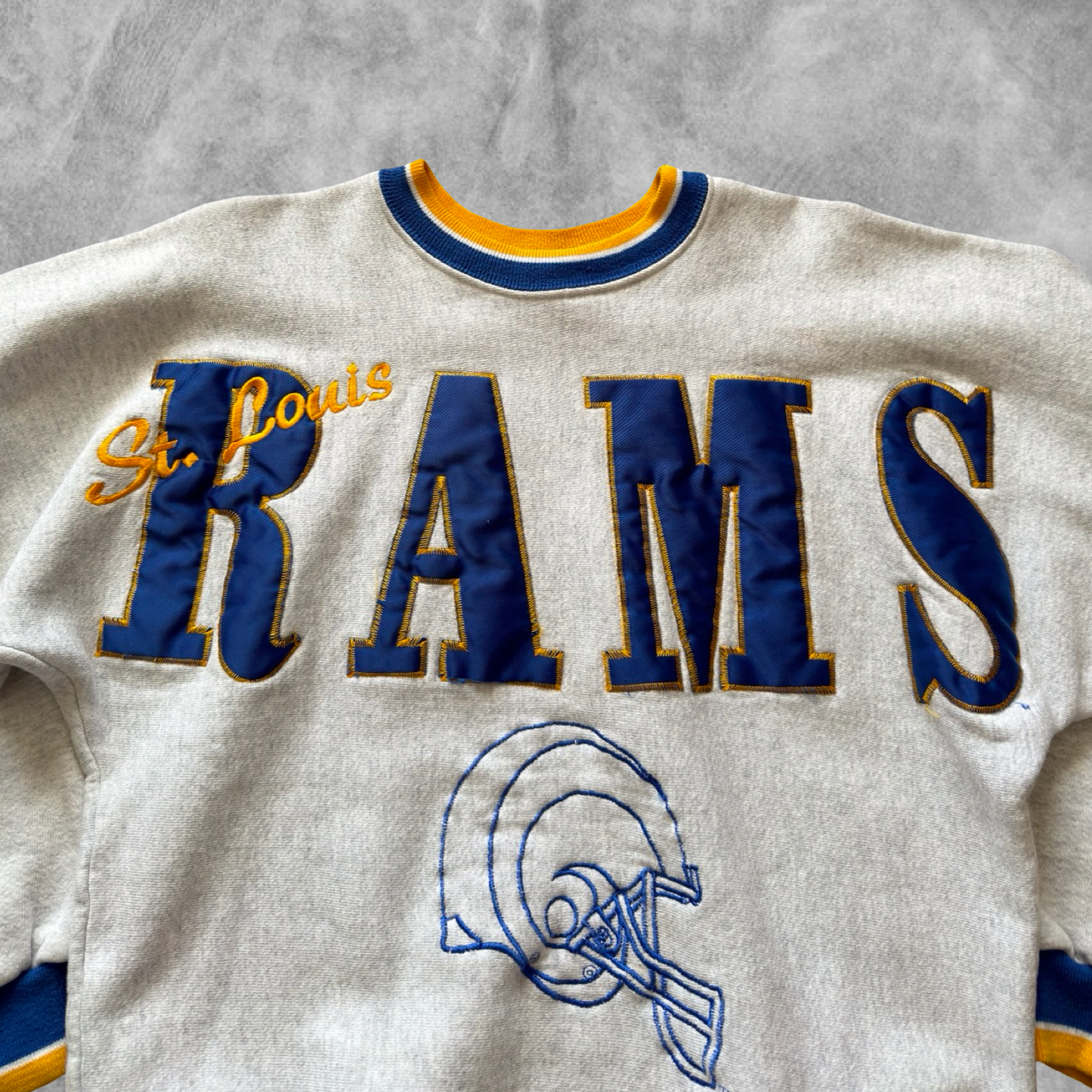 Heather Grey St. Louis Rams Sweatshirt 1990s (M)
