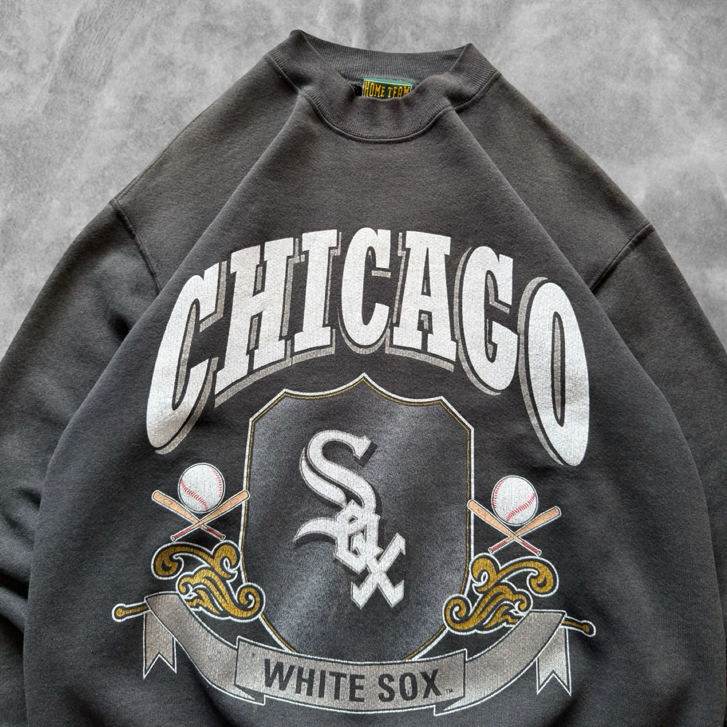 Faded Black Chicago White Sox Sweatshirt 1990s (M)