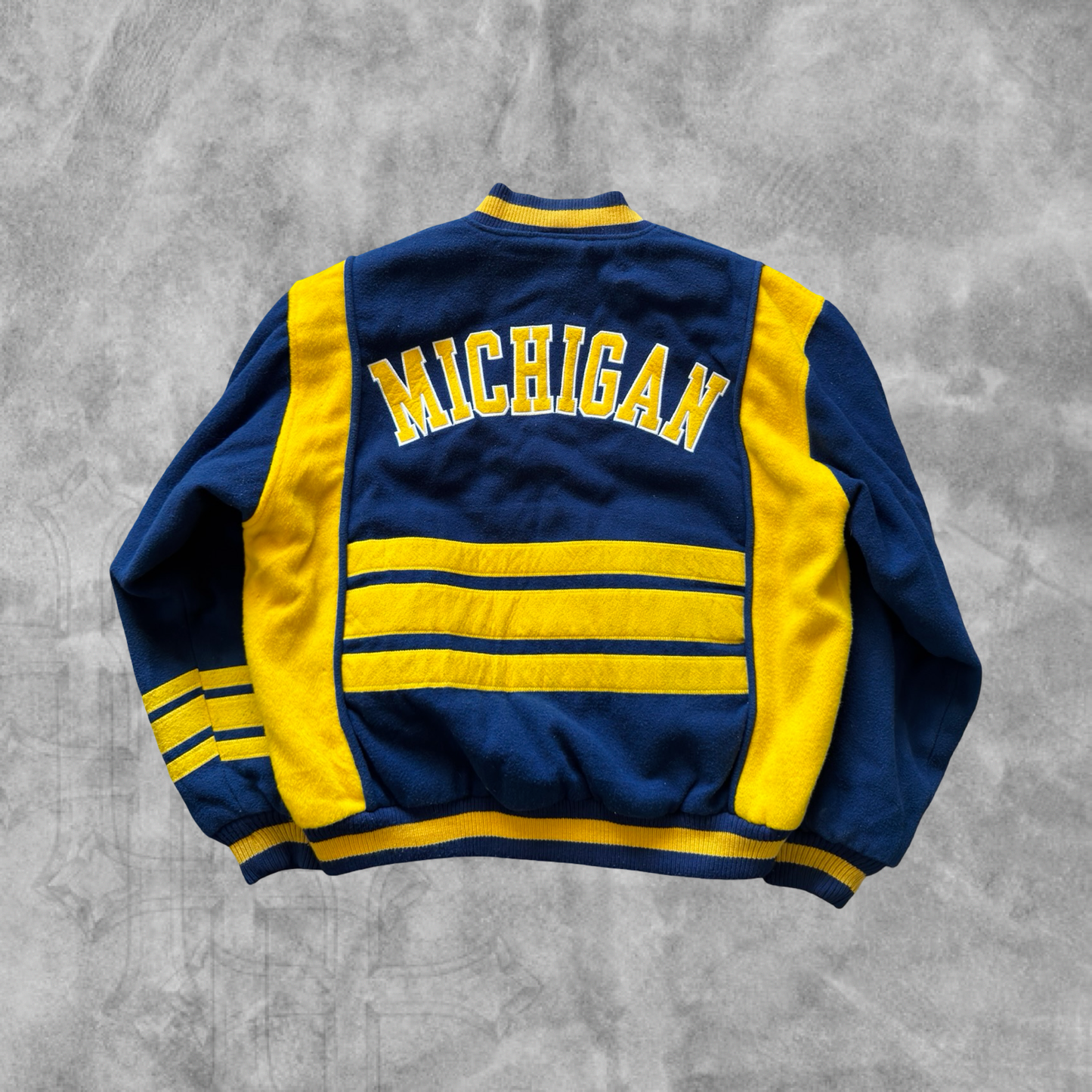 Navy Blue Michigan Wolverines Jacket 1990s (L)