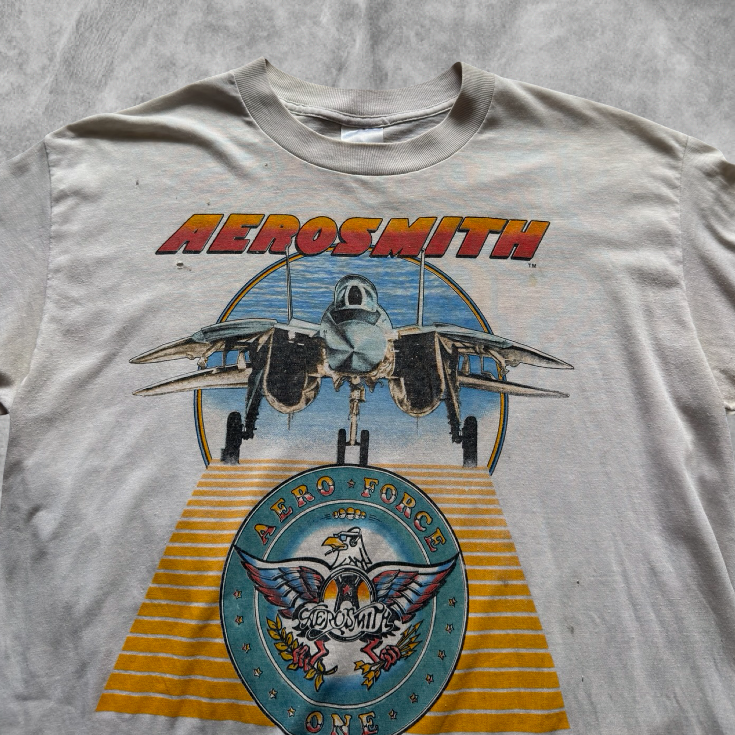 Distressed White Aero Smith Done With Mirrors Tour Shirt 1986 (L)