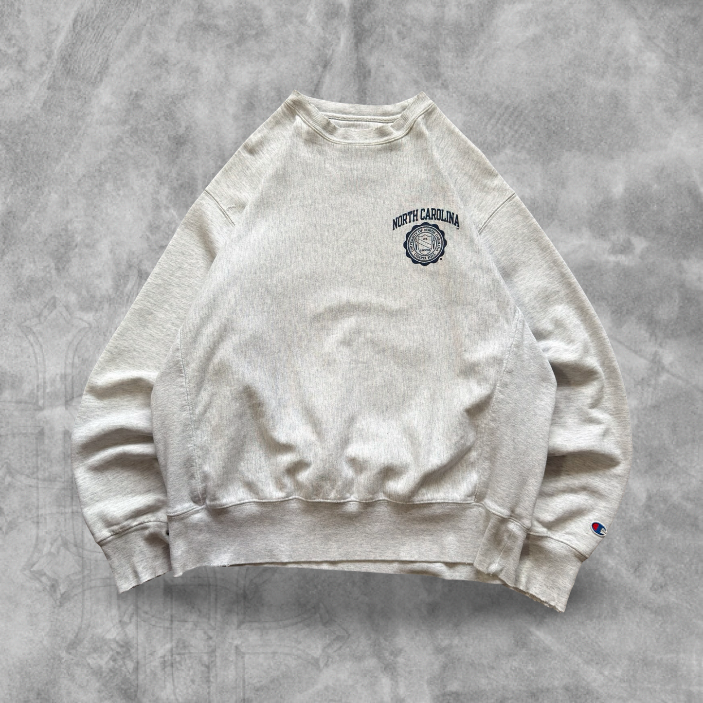 Gray North Carolina Tar Heels Champion Reverse Weave Sweatshirt 1990s (L)