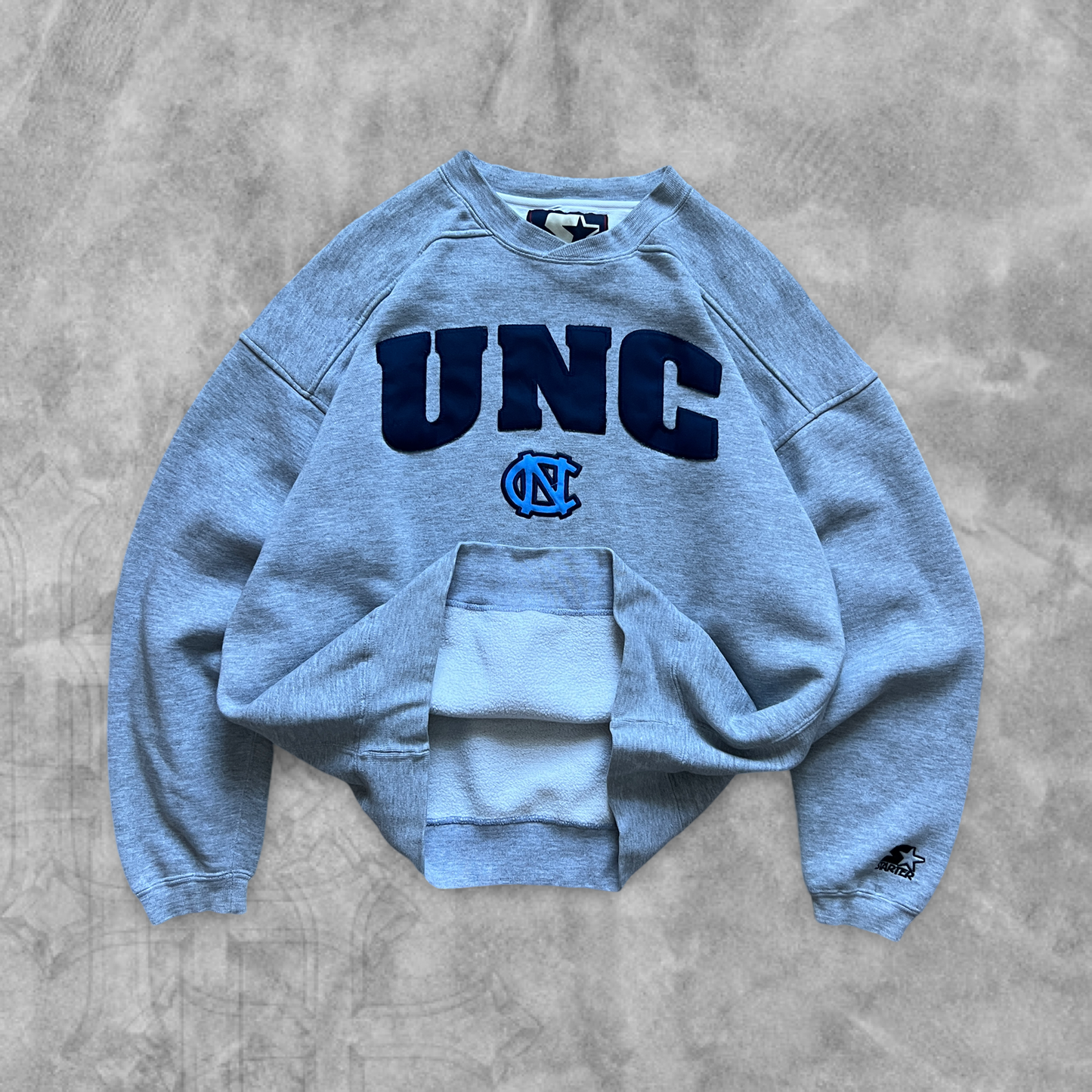 Stone Gray UNC Tar Heels Sweatshirt 1990s (L)