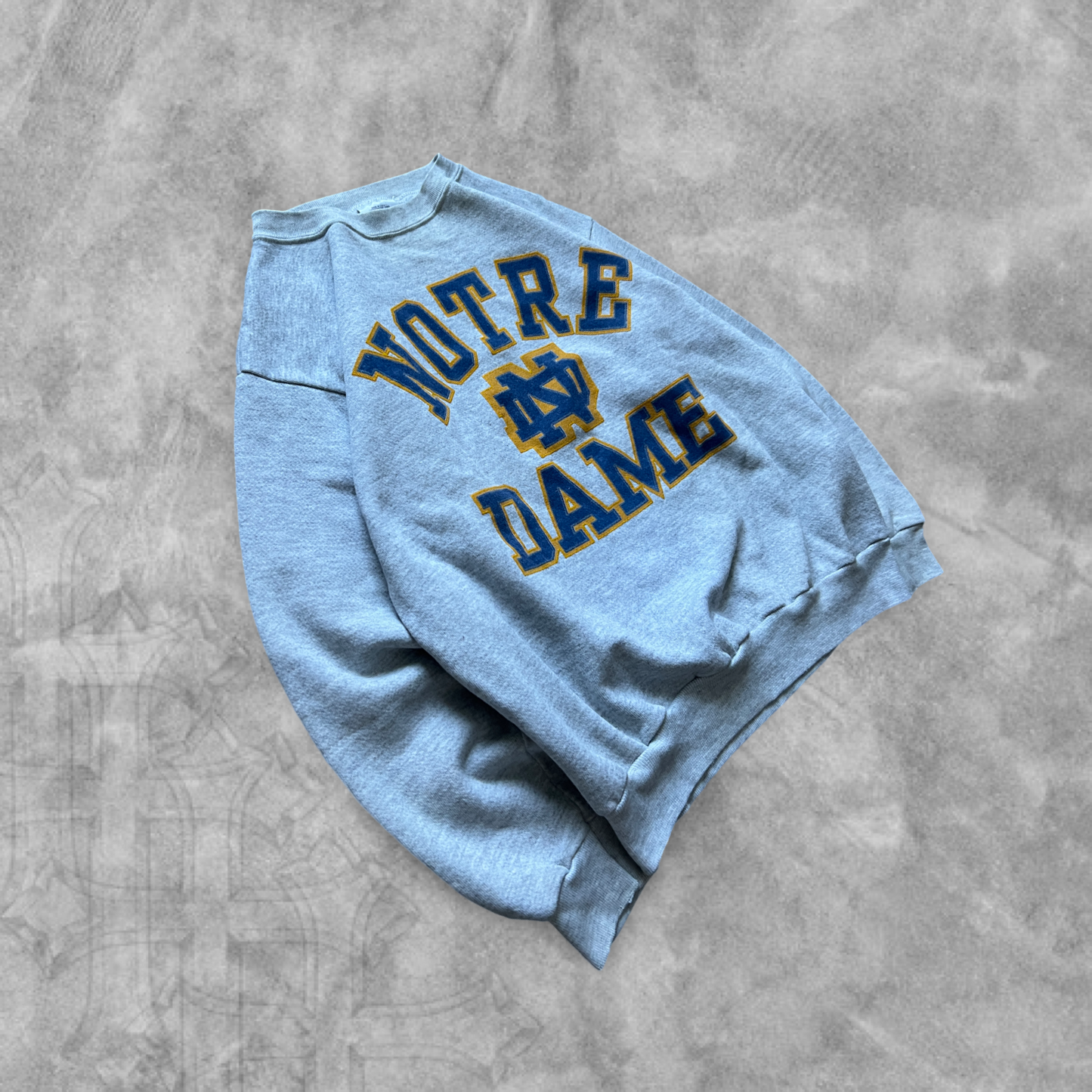 Light Gray Notre Dame Sweatshirt 1990s (M)