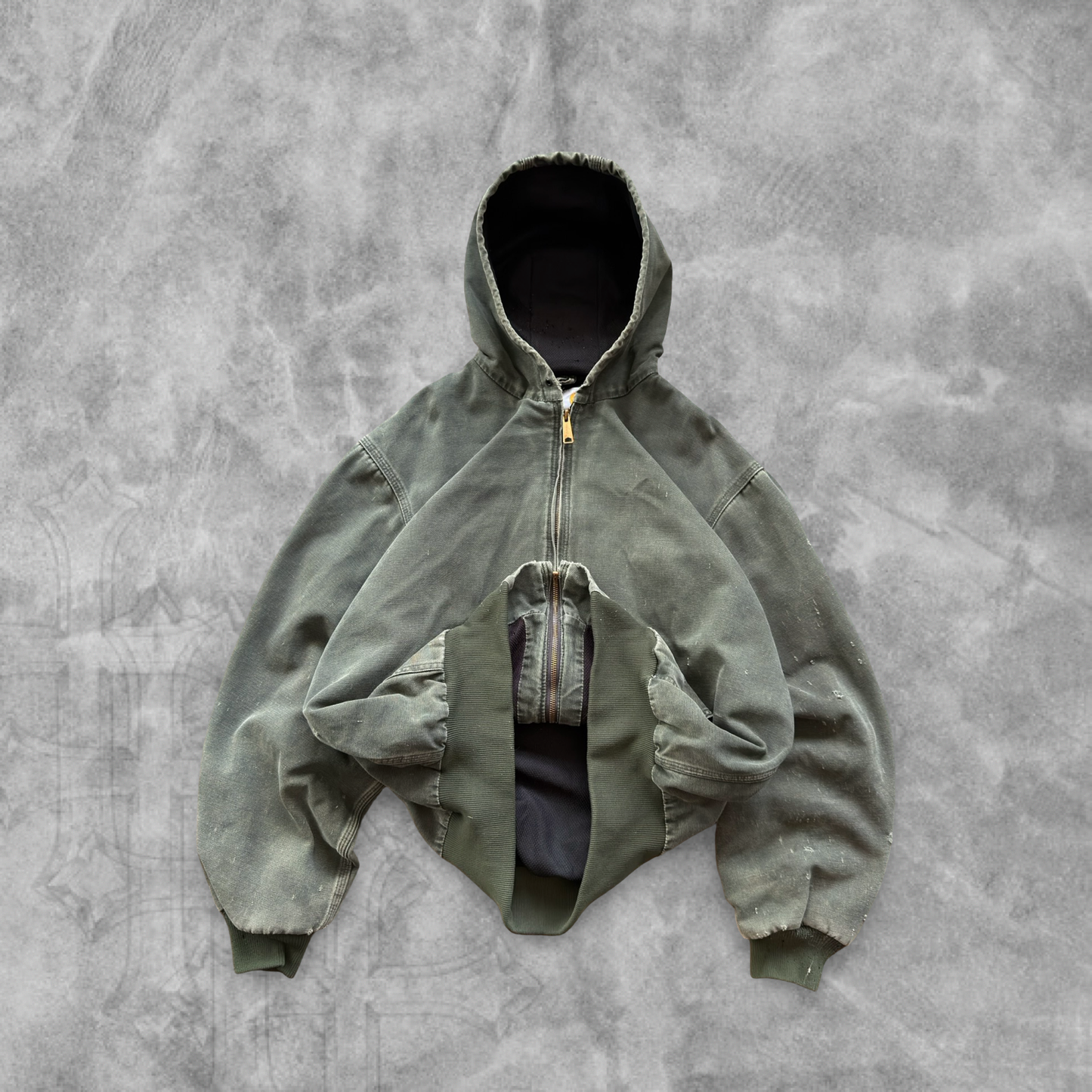 Faded Distressed Moss Green Hooded Carhartt Jacket 2000s (XL)