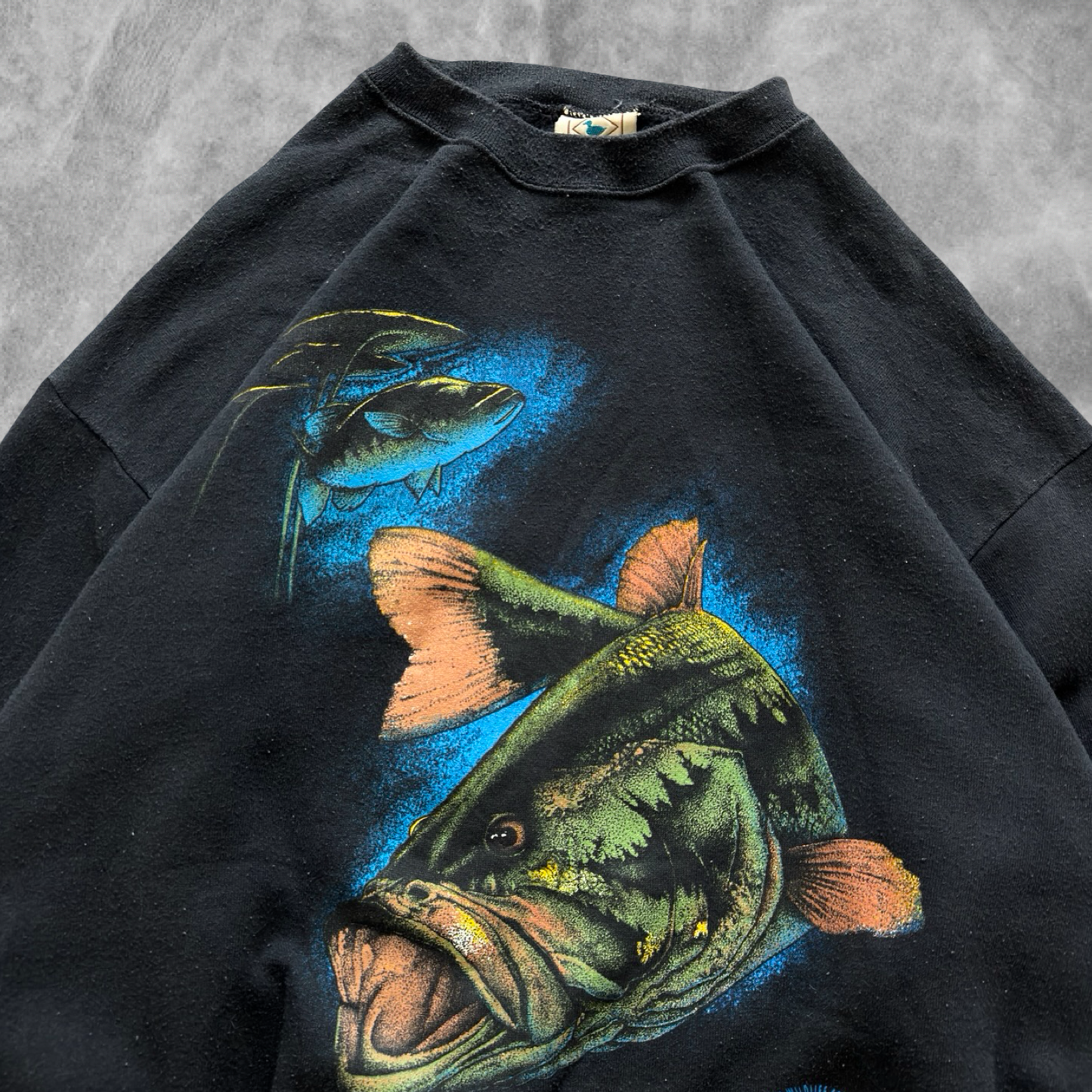 Black Large Mouth Bass Sweatshirt 1990s (XL)