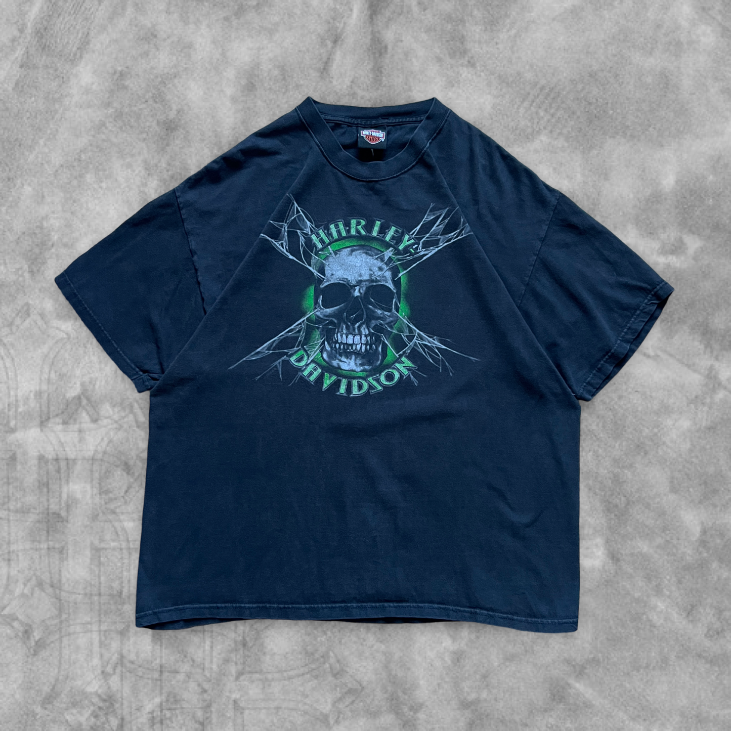 Black Harley Davidson Green Flame Skull Shirt 2007 (XL)