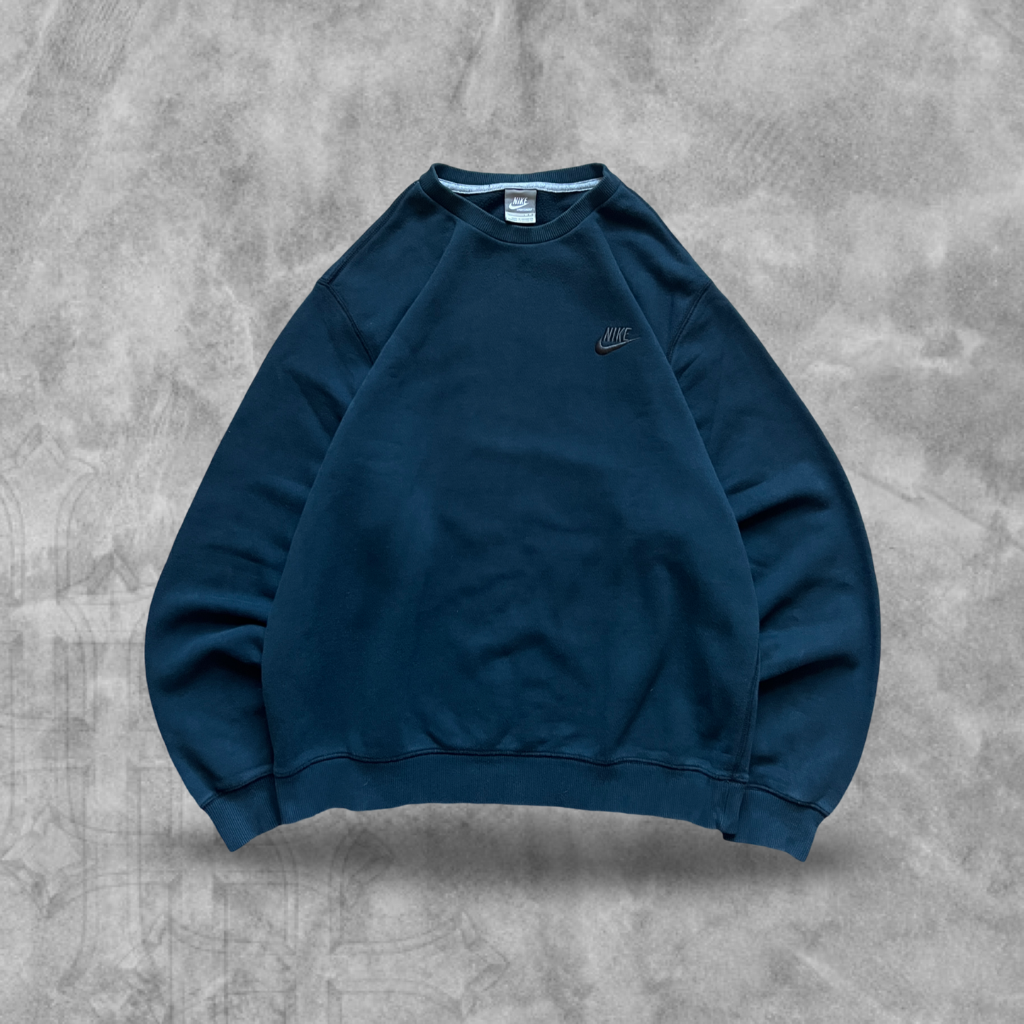 Black Nike Sweatshirt 2000s (L)