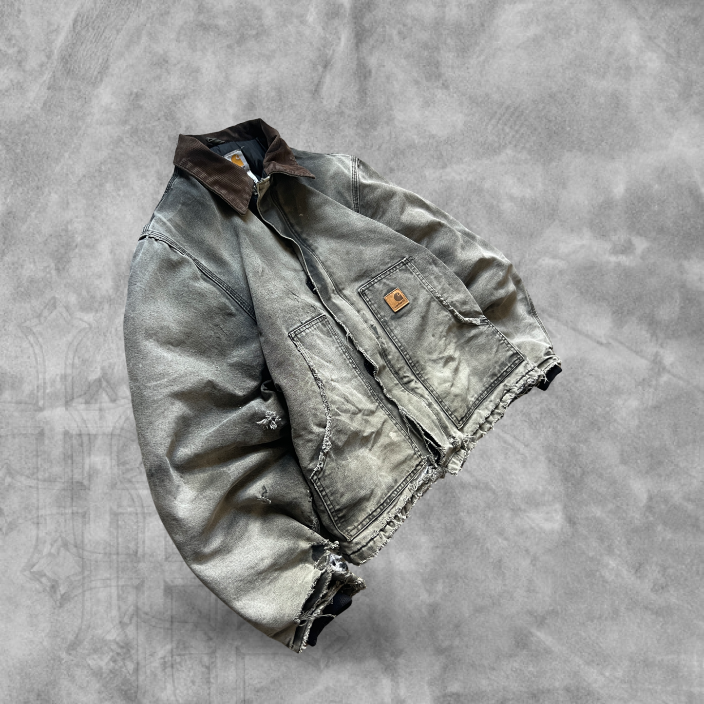 Faded Distressed Black Carhartt Work Jacket 2000s (M)