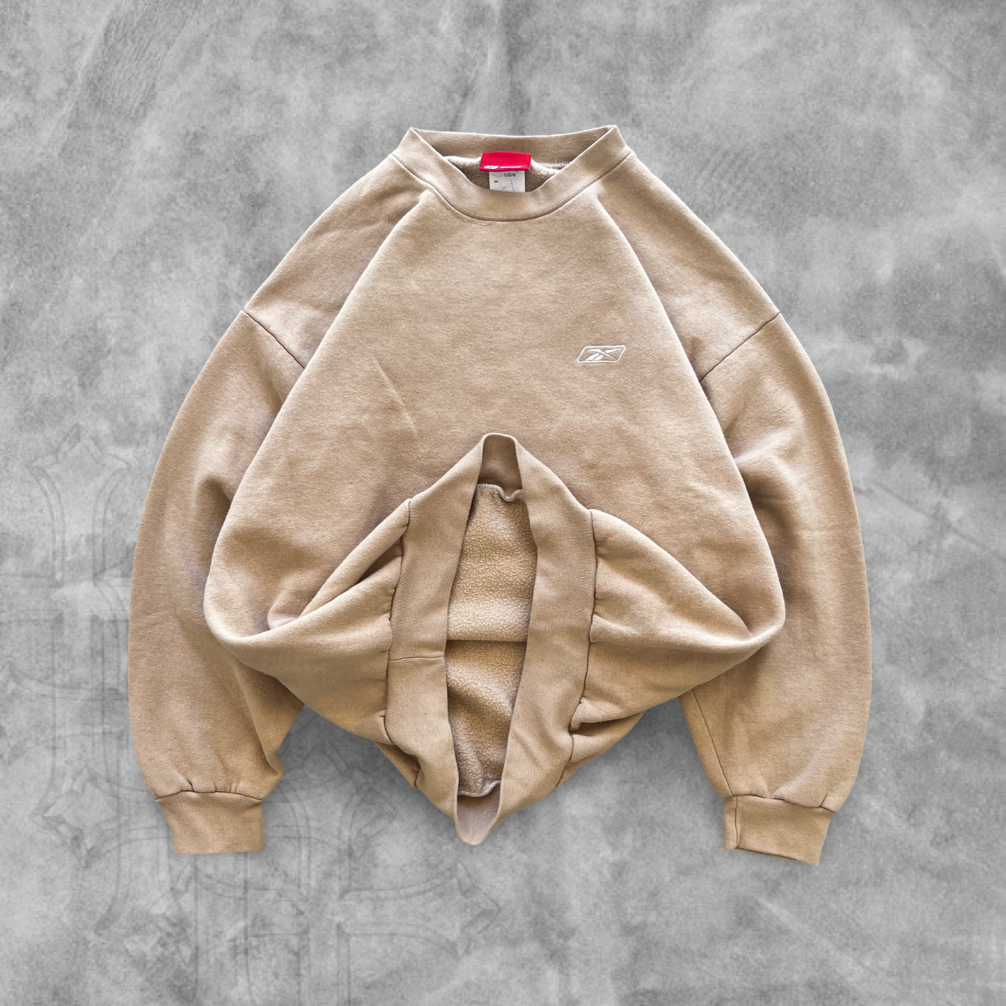 Camel Rebook Essential Sweatshirt 2000s (M)