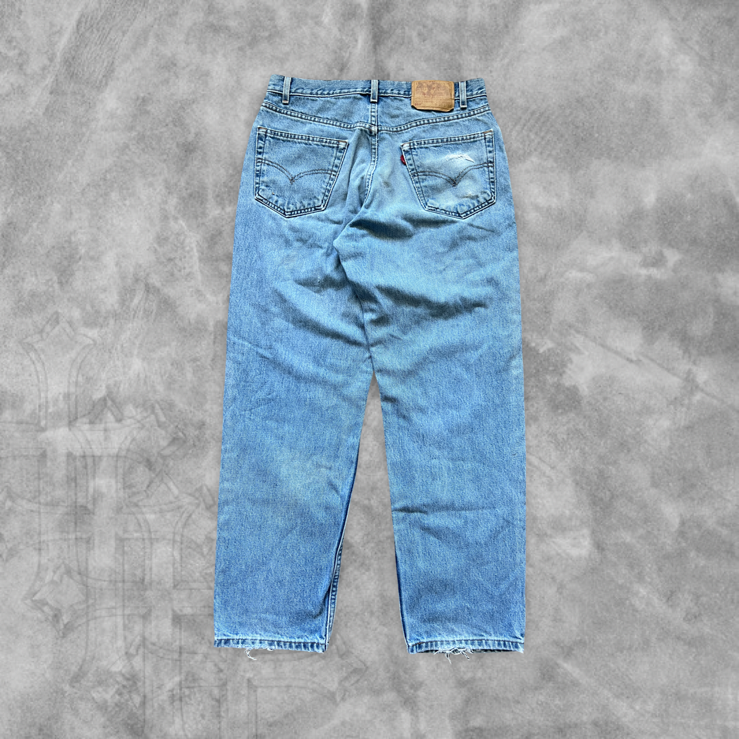 Faded Denim Levis 550s (32x30)