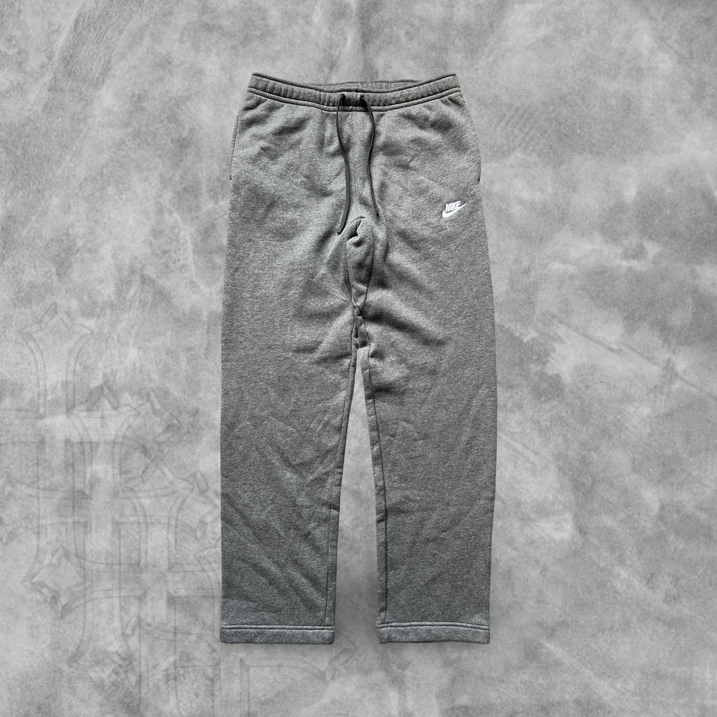 Stone Gray Nike Essential Sweatpants 2000s (L)