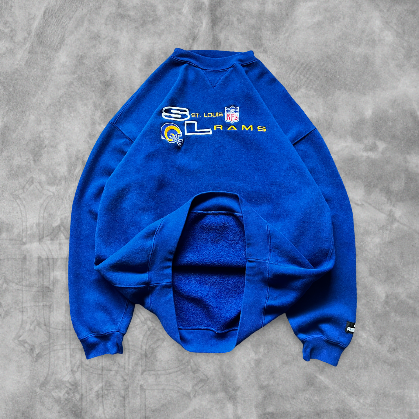 Royal Blue Saint Louis Rams Sweatshirt 1990s (L)