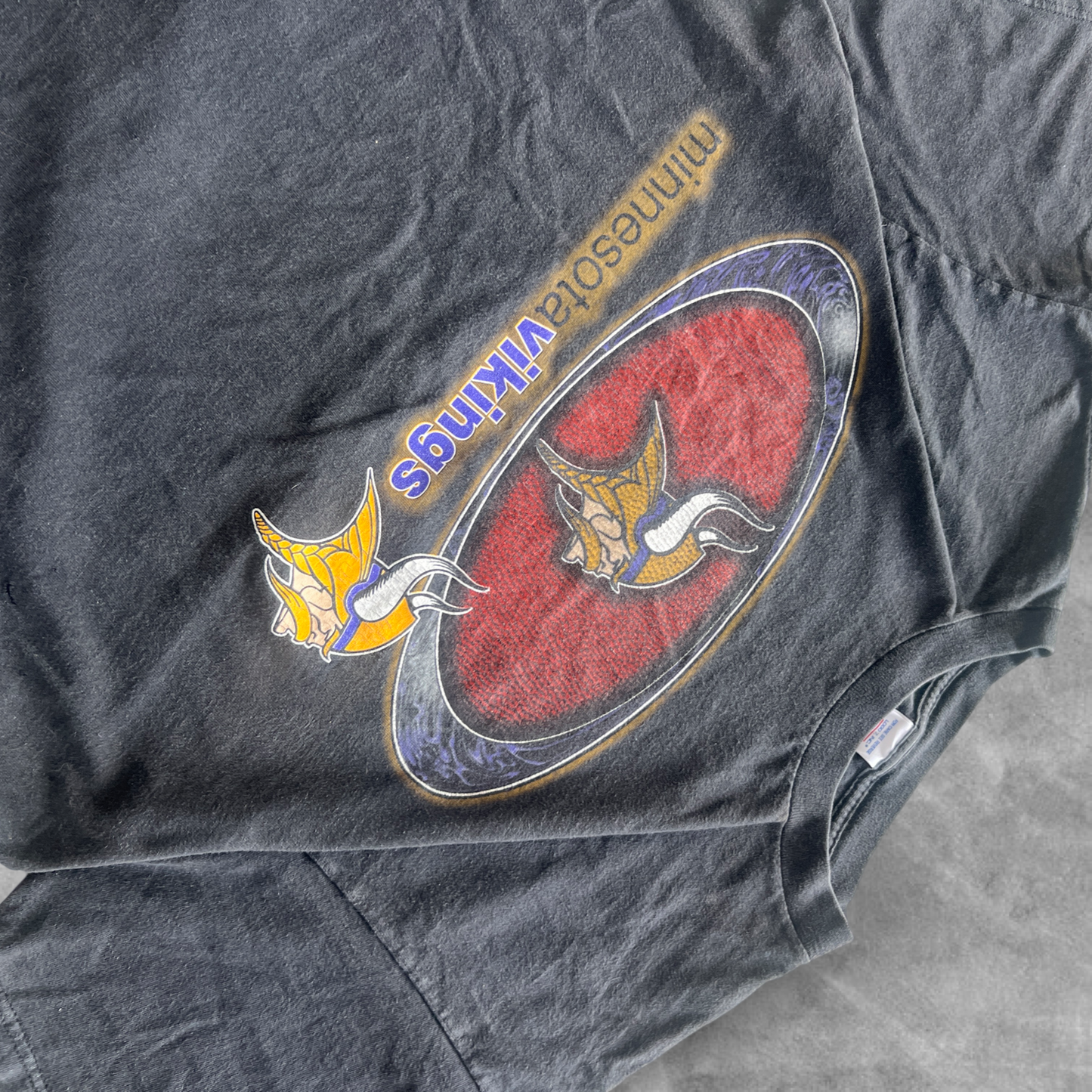 Faded Black Minnesota Vikings Shirt 1990’s (XL)