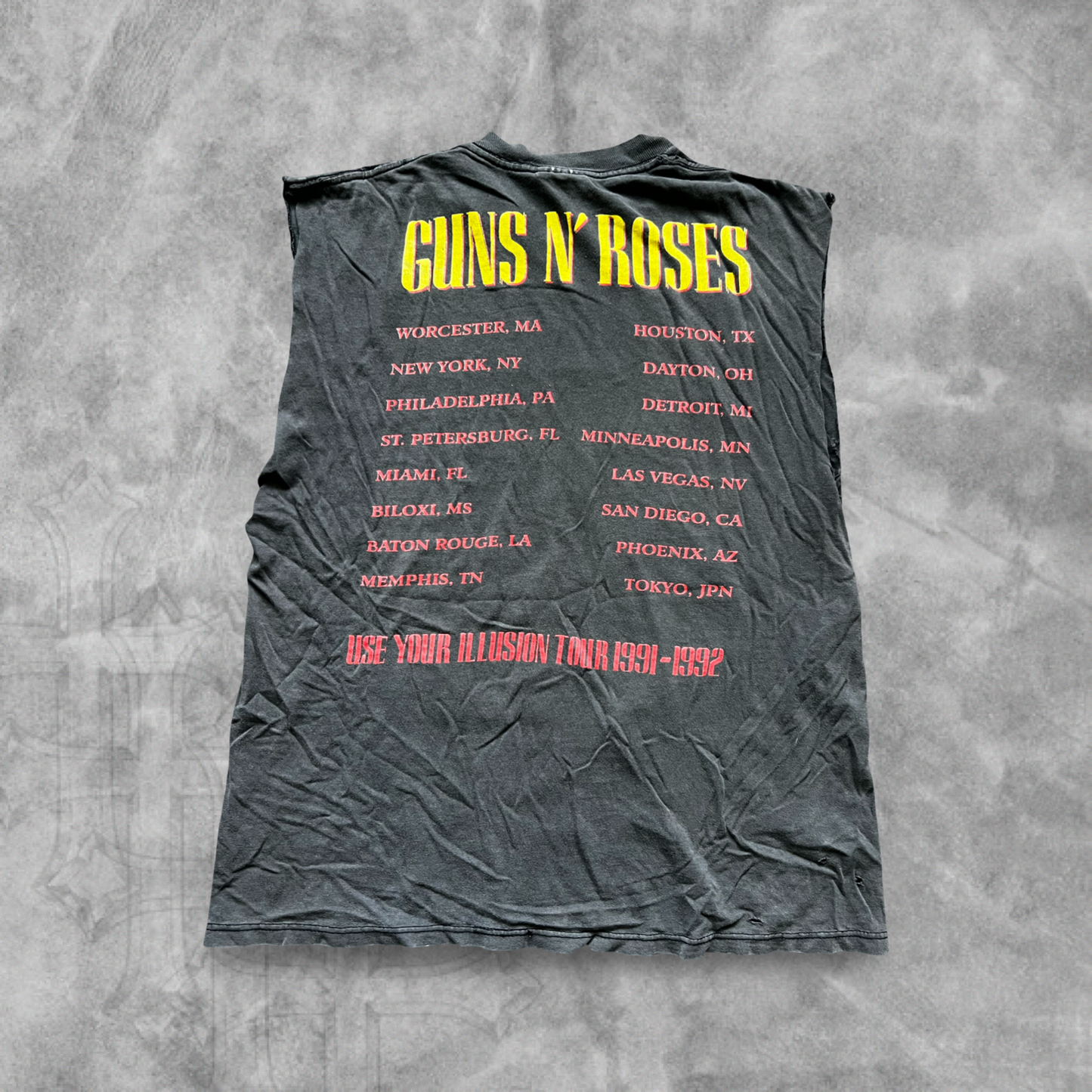 Faded Black Guns & Roses Cut Off Shirt 1992 (L)