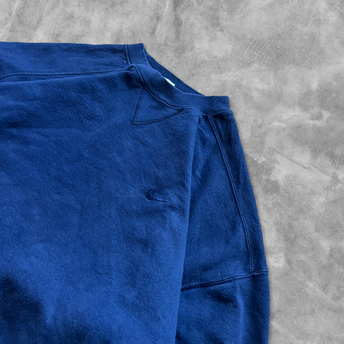 Navy Blue Nike Tonal Sweatshirt 1990s (M)