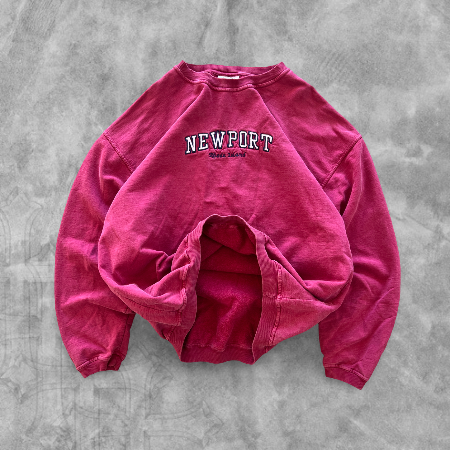Faded Brick Red Newport Sweatshirt 1990s (XL)