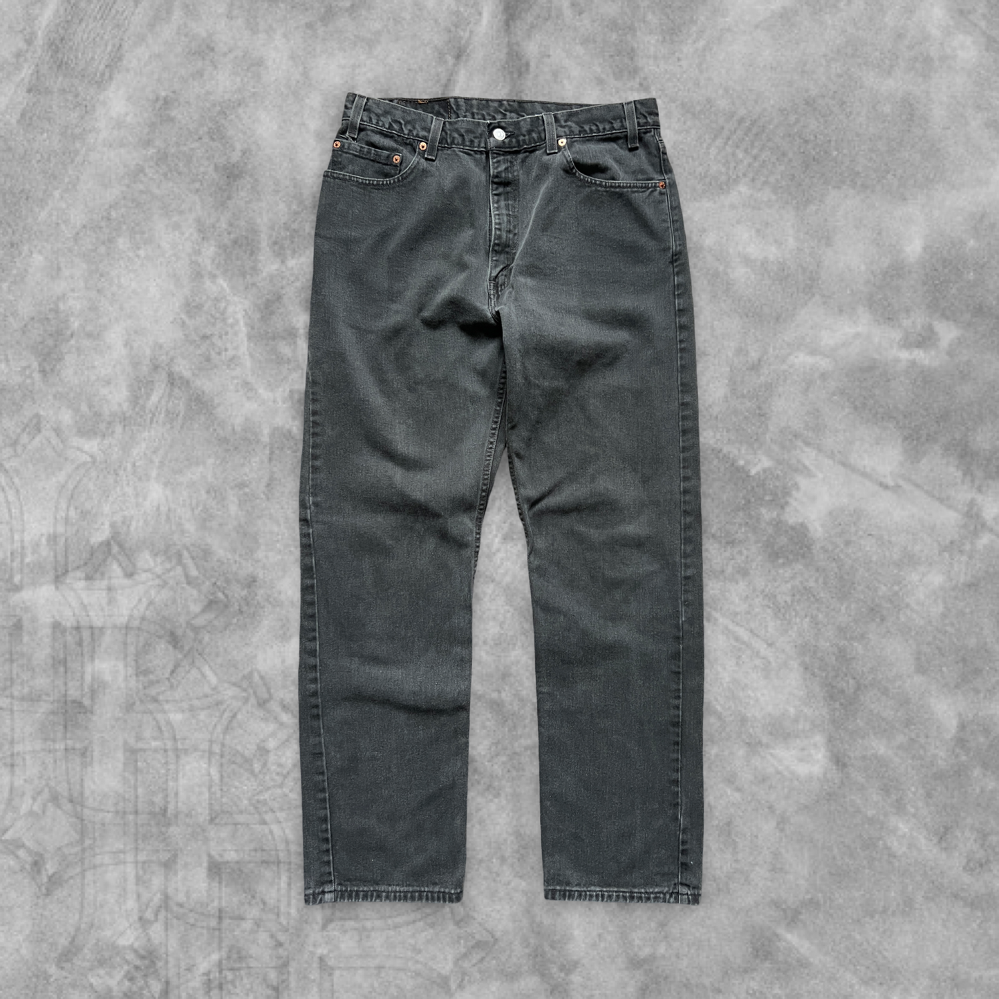 Faded Black Levi’s 505s 2002 (34x32)