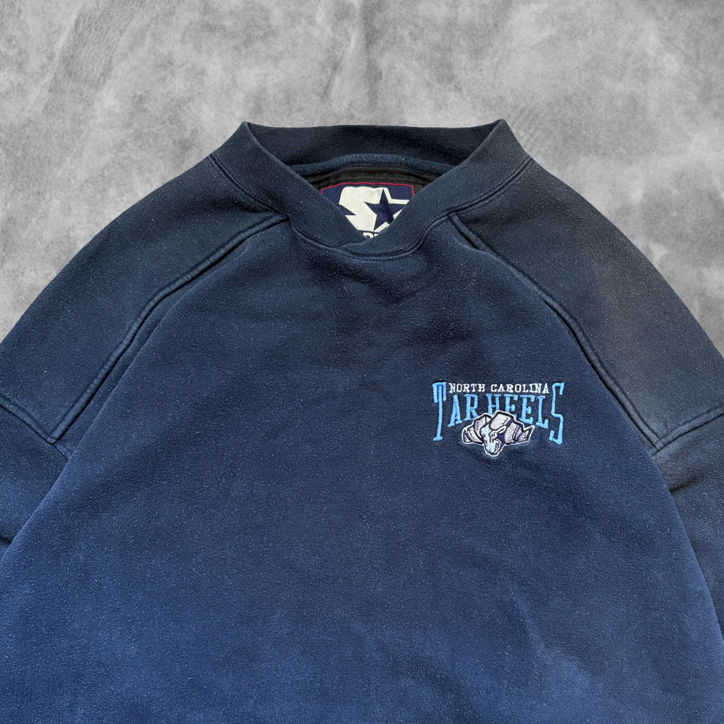 Navy Blue Tarheels Sweatshirt 1990s (XL)