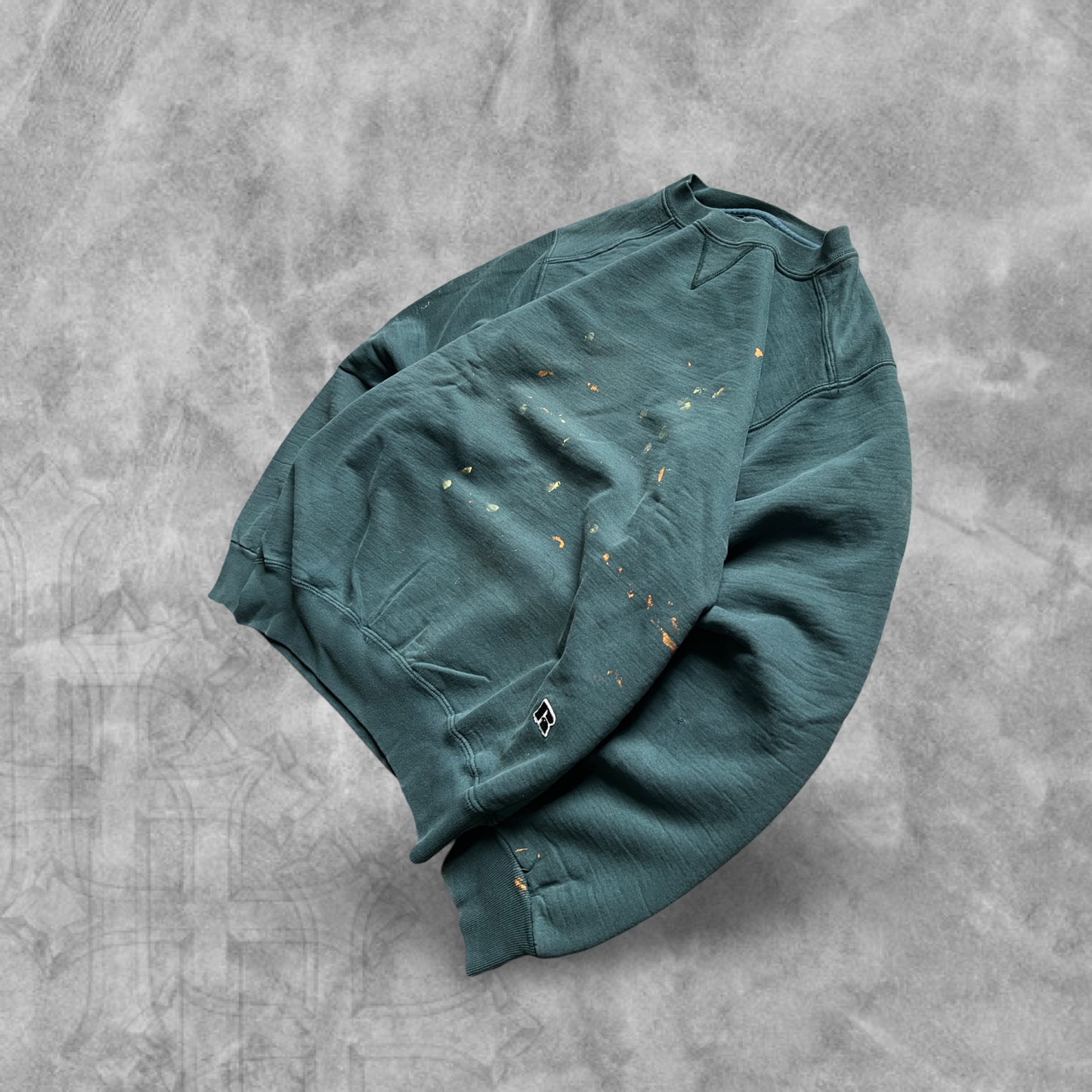 Faded Distressed Sage Green Russel Sweatshirt 1990s (M)