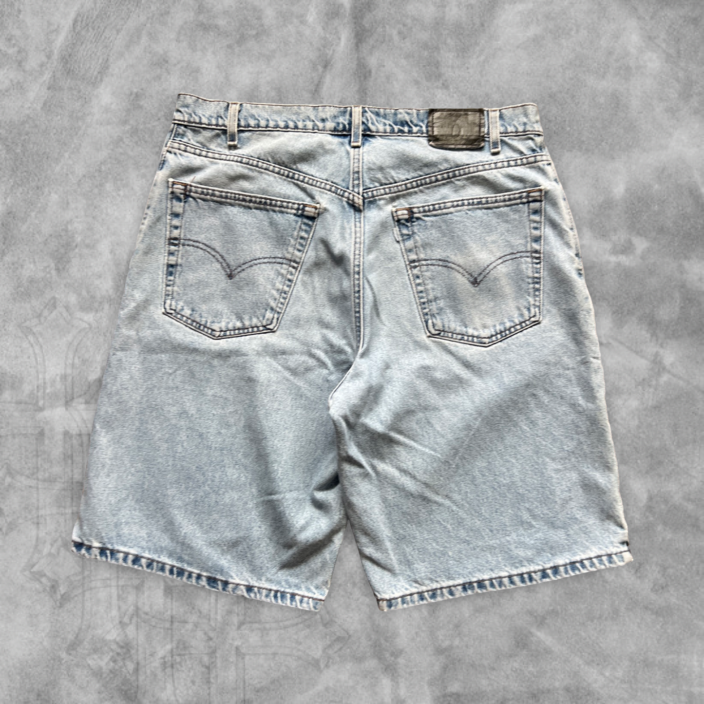 Faded Denim Levi Silver Tab Shorts 1990s (38)