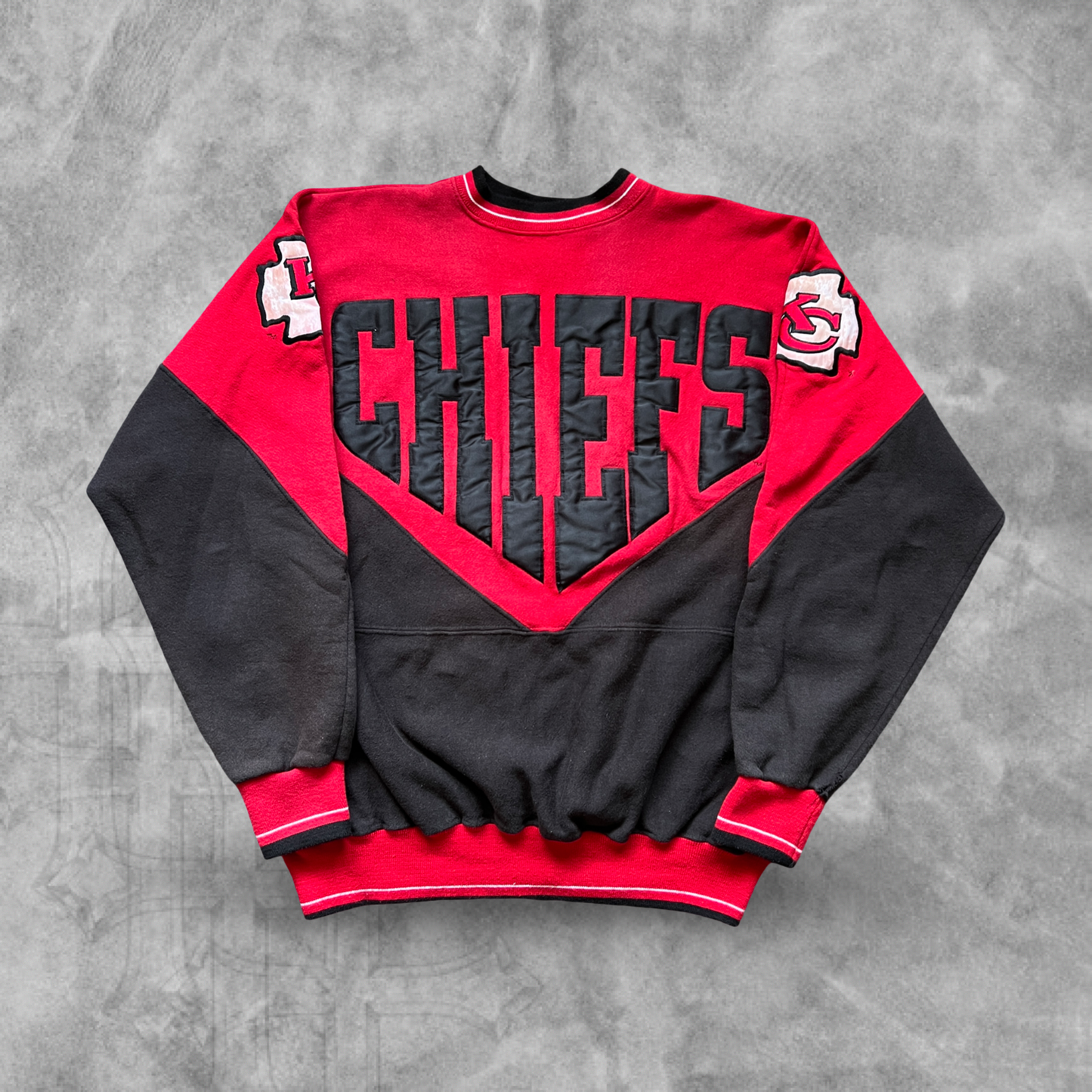 Red/Black Kansas City Chiefs Taylor Swift Sweatshirt 1990s (XL)