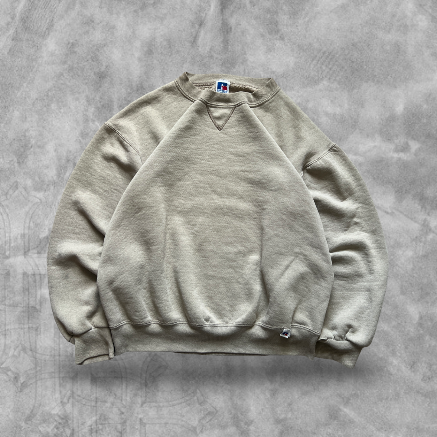 Cream Russell Athletic Sweatshirt 1990s (S)