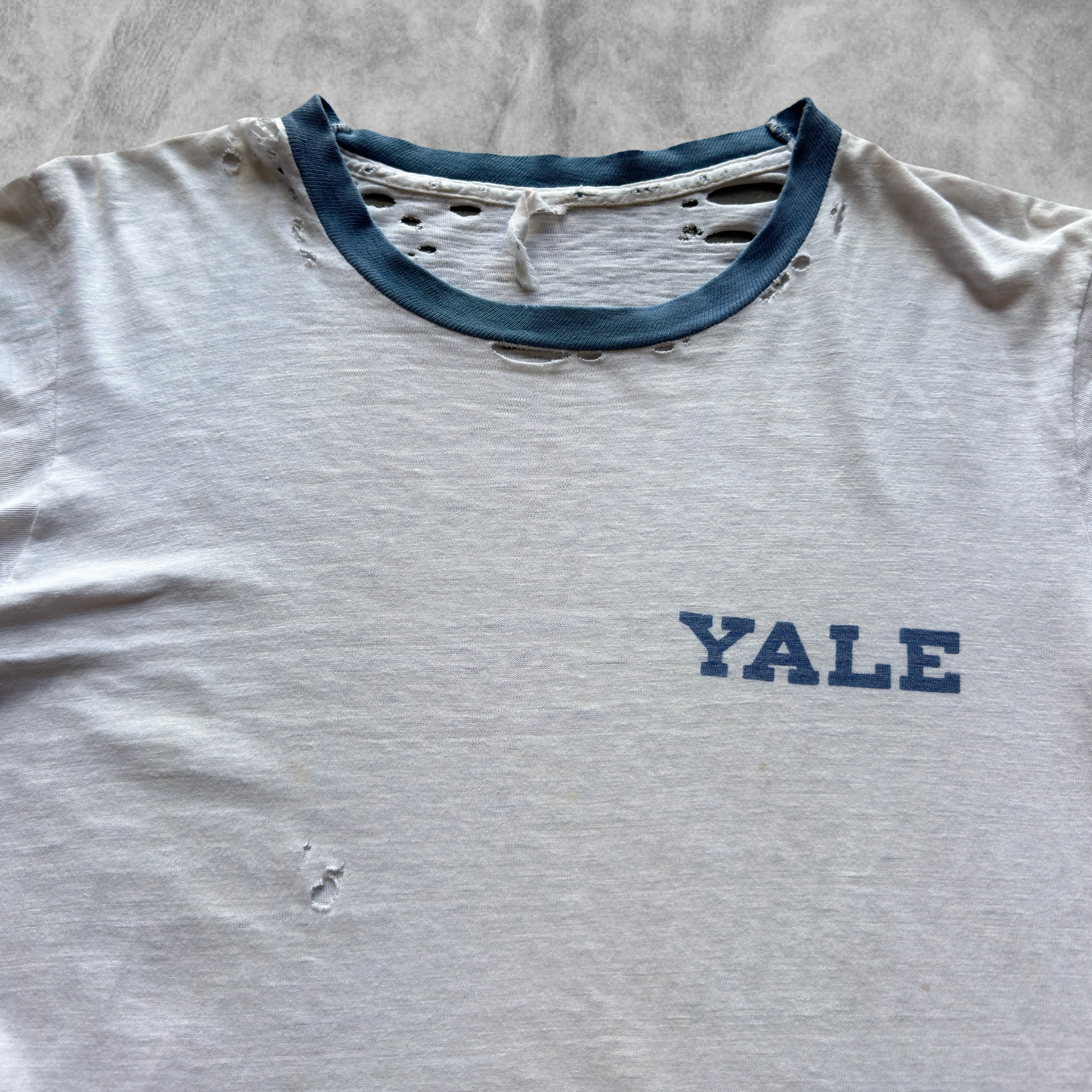 Faded Distressed White Yale University Ringer Shirt 1960s (S)