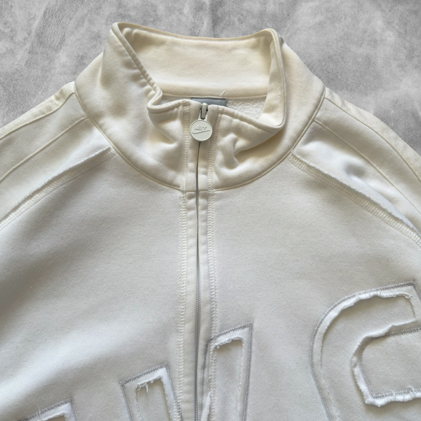 White Nike Spell Out Jacket 2000s (XL)