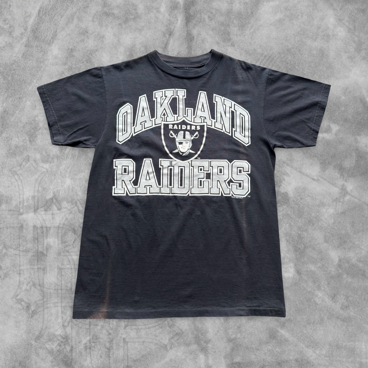 Black Oakland Raiders Shirt 1990s (M)
