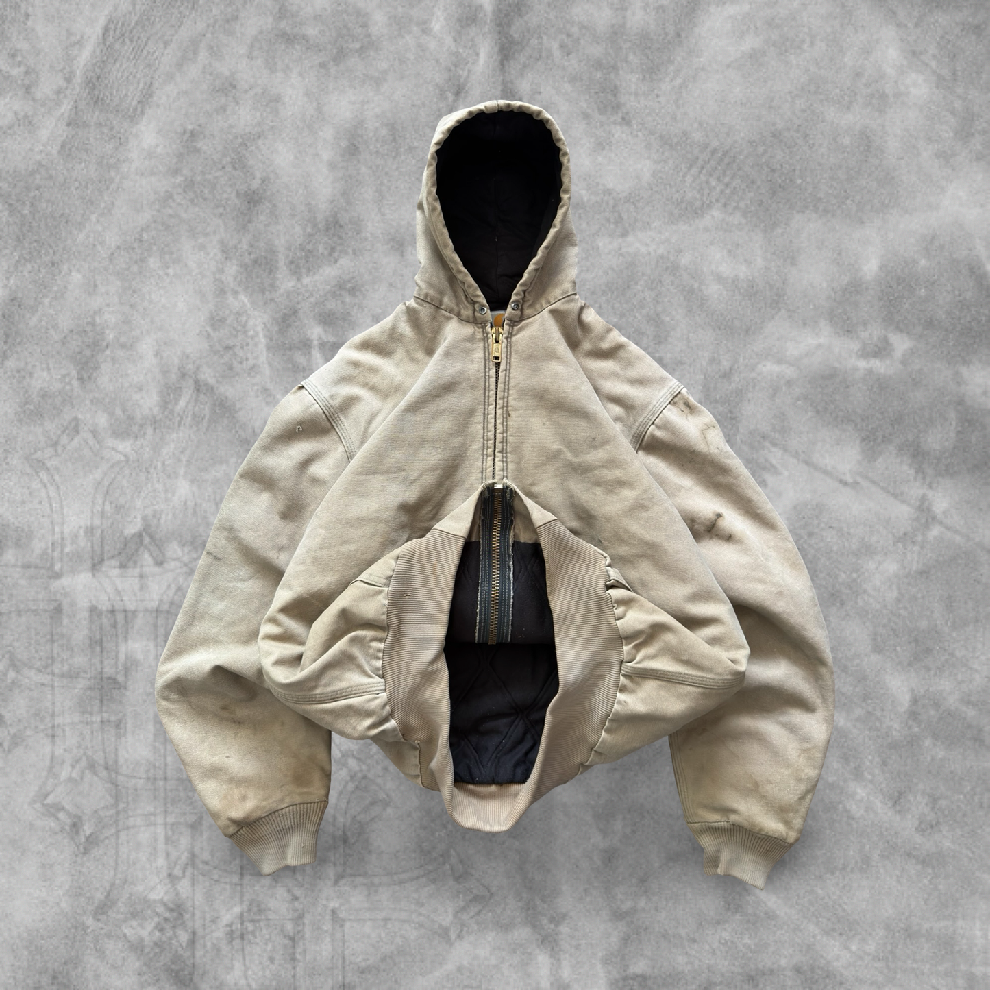 Faded Distressed Desert Tan Carhartt Hooded Jacket 2000 (L)