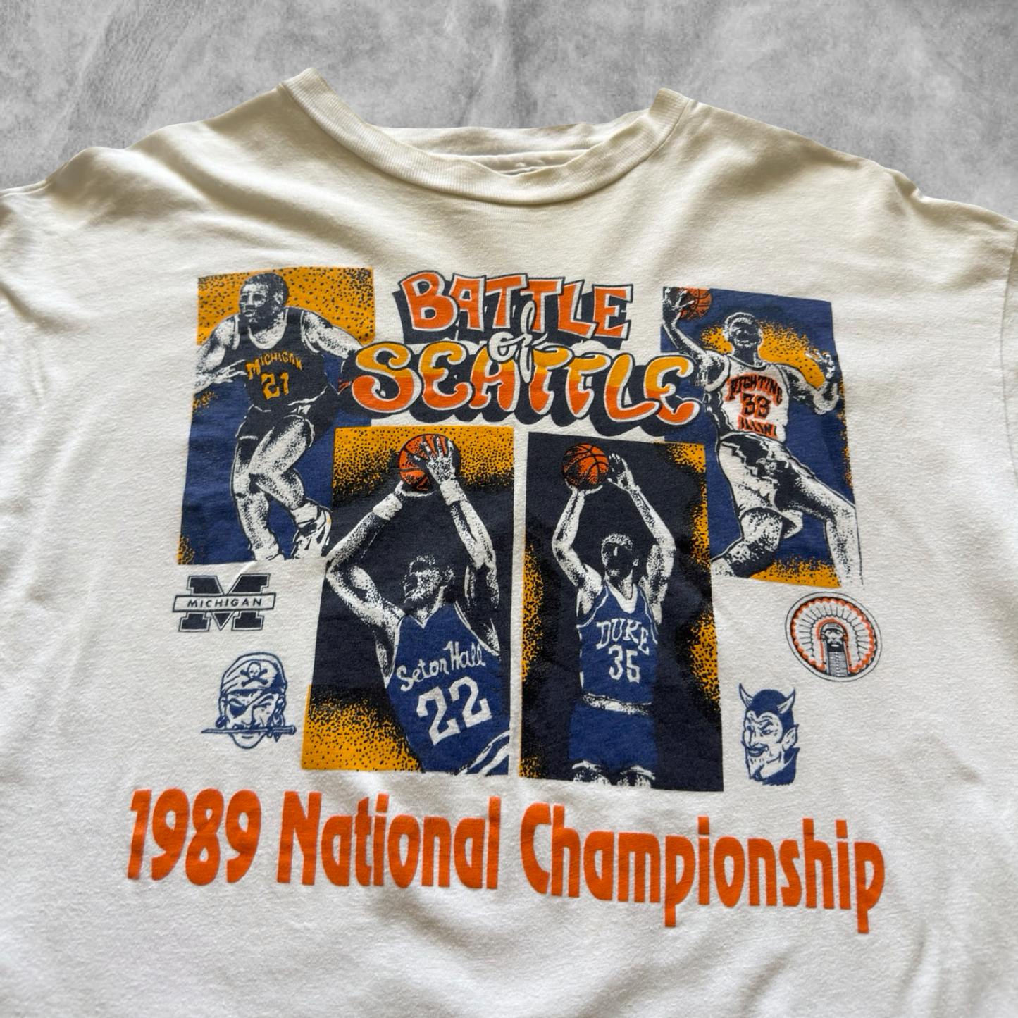 White NCAA Final Four Shirt 1989 (L)