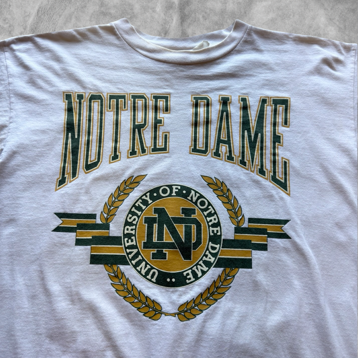 White Notre Dame Fighting Irish Shirt 1990s (L)