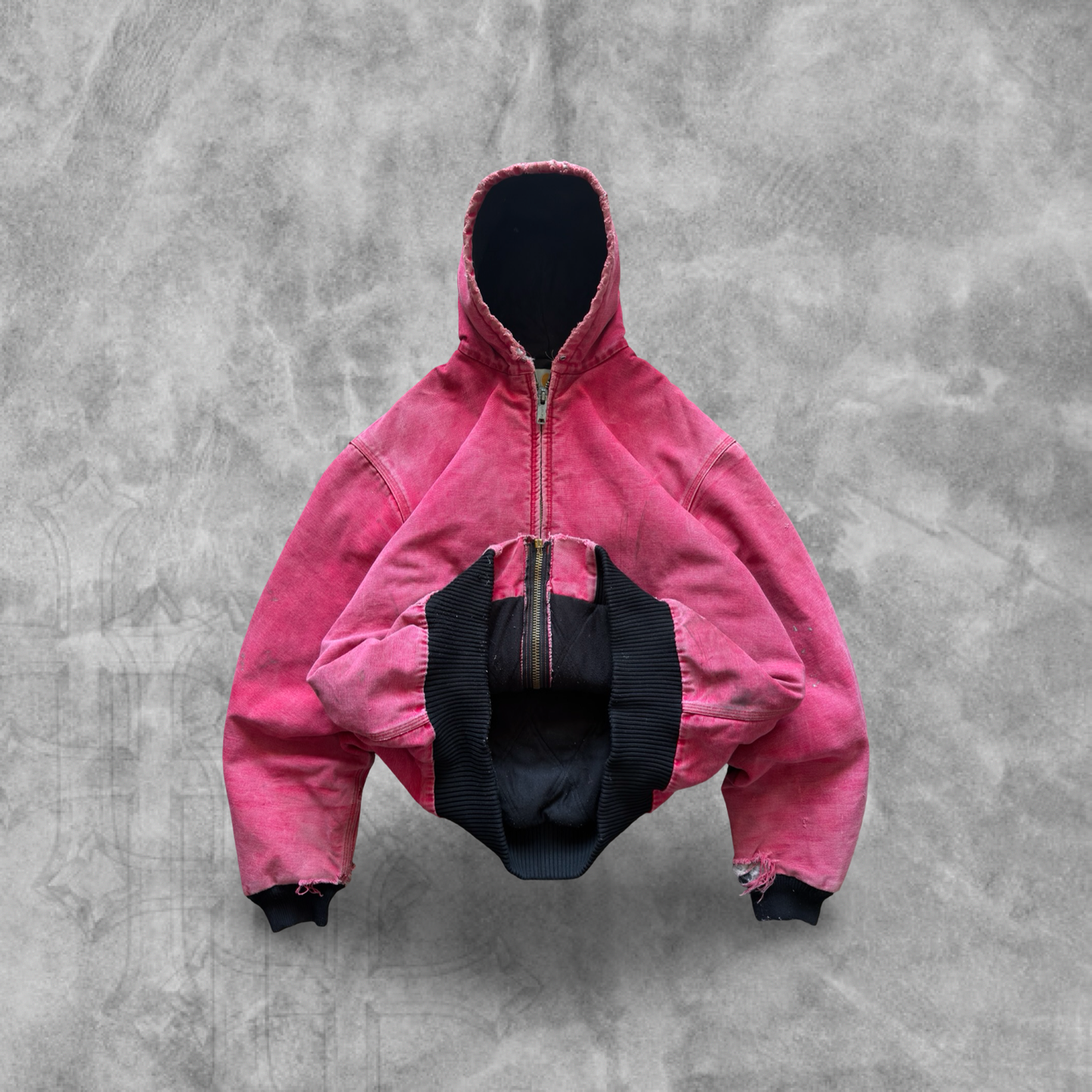 Faded Distressed Red Carhartt Hooded Jacket 1990s (XL)