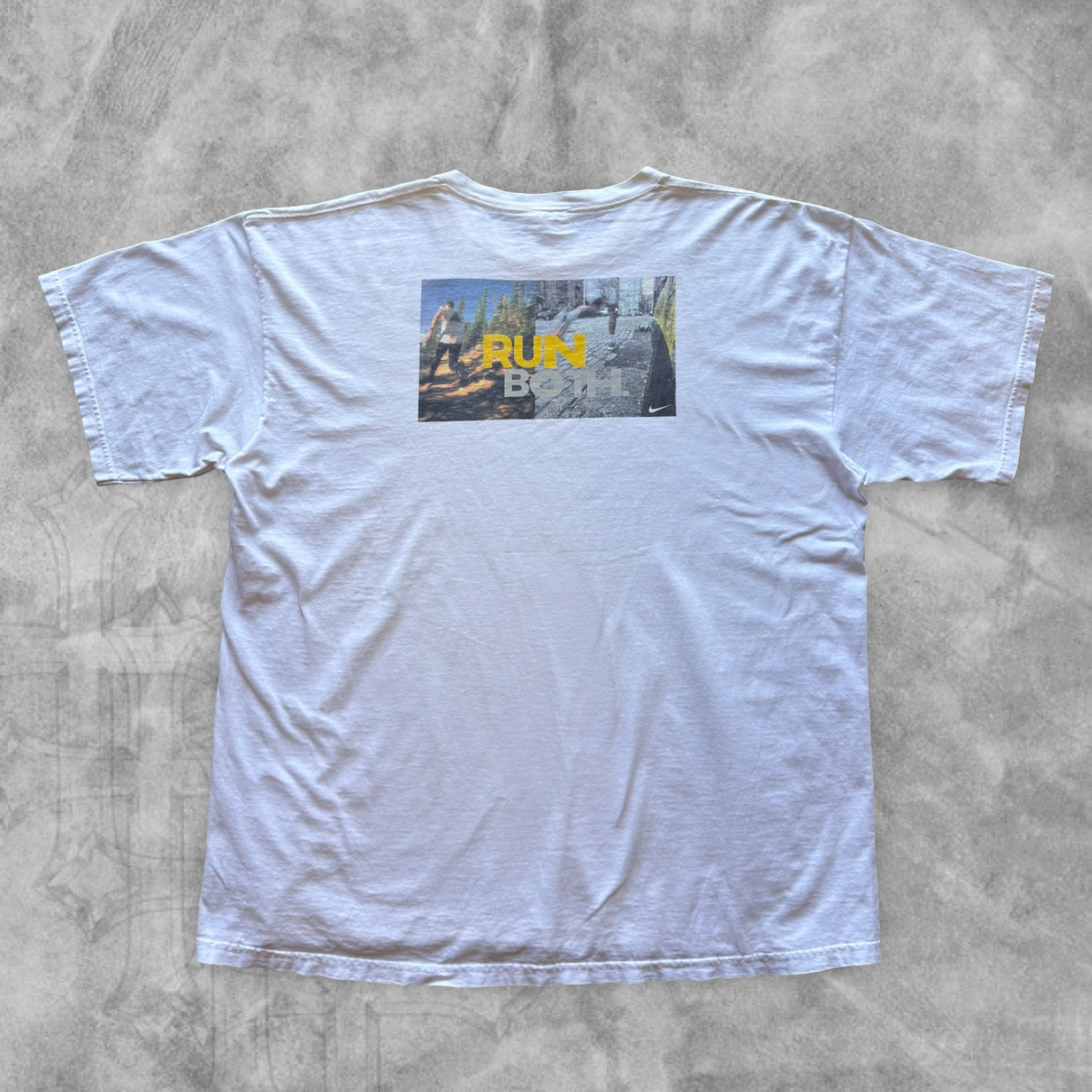 White Run Both Nike Shirt 1990s (XL)