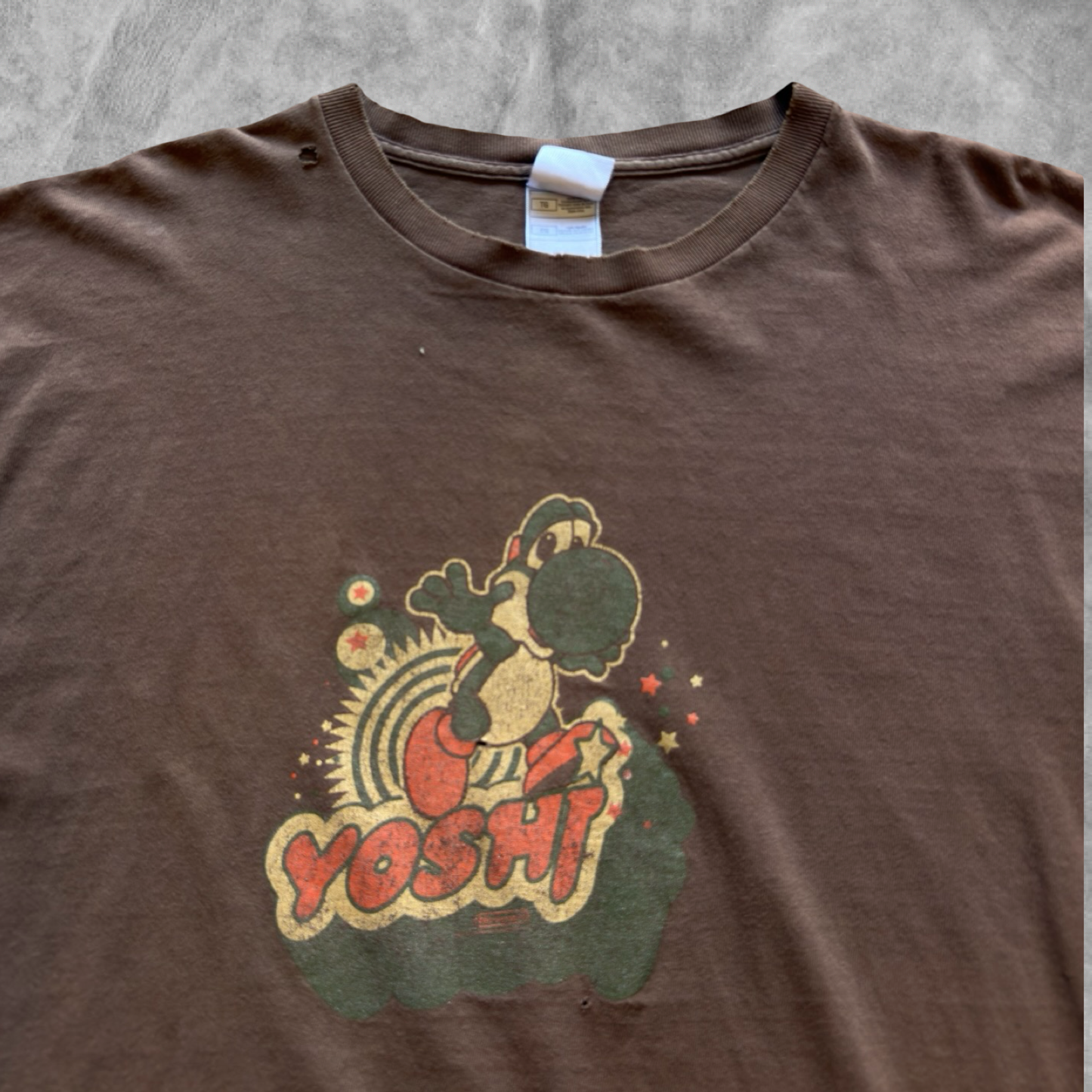 Brown Yoshi Super Mario Shirt 2000s (XL)