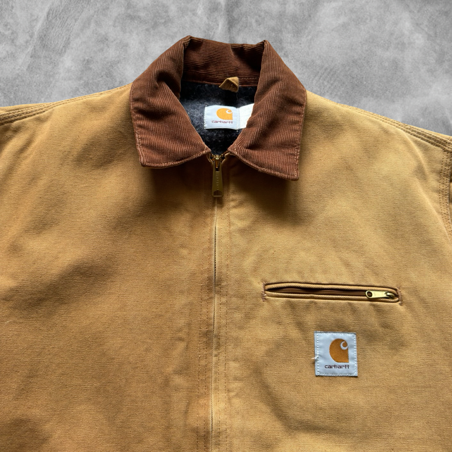 Tan Carhartt “Interstellar” Detroit Jacket 1990s (L)