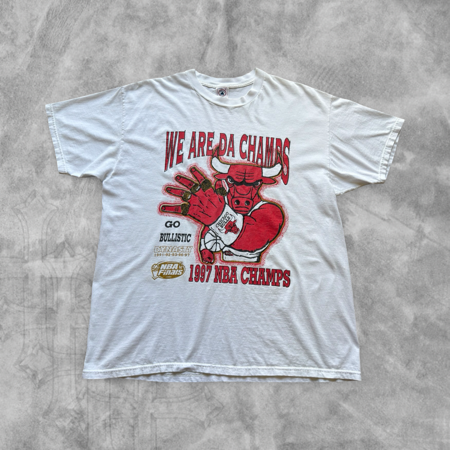 White Chicago Bulls We Da Champs Shirt 1990s (XL)