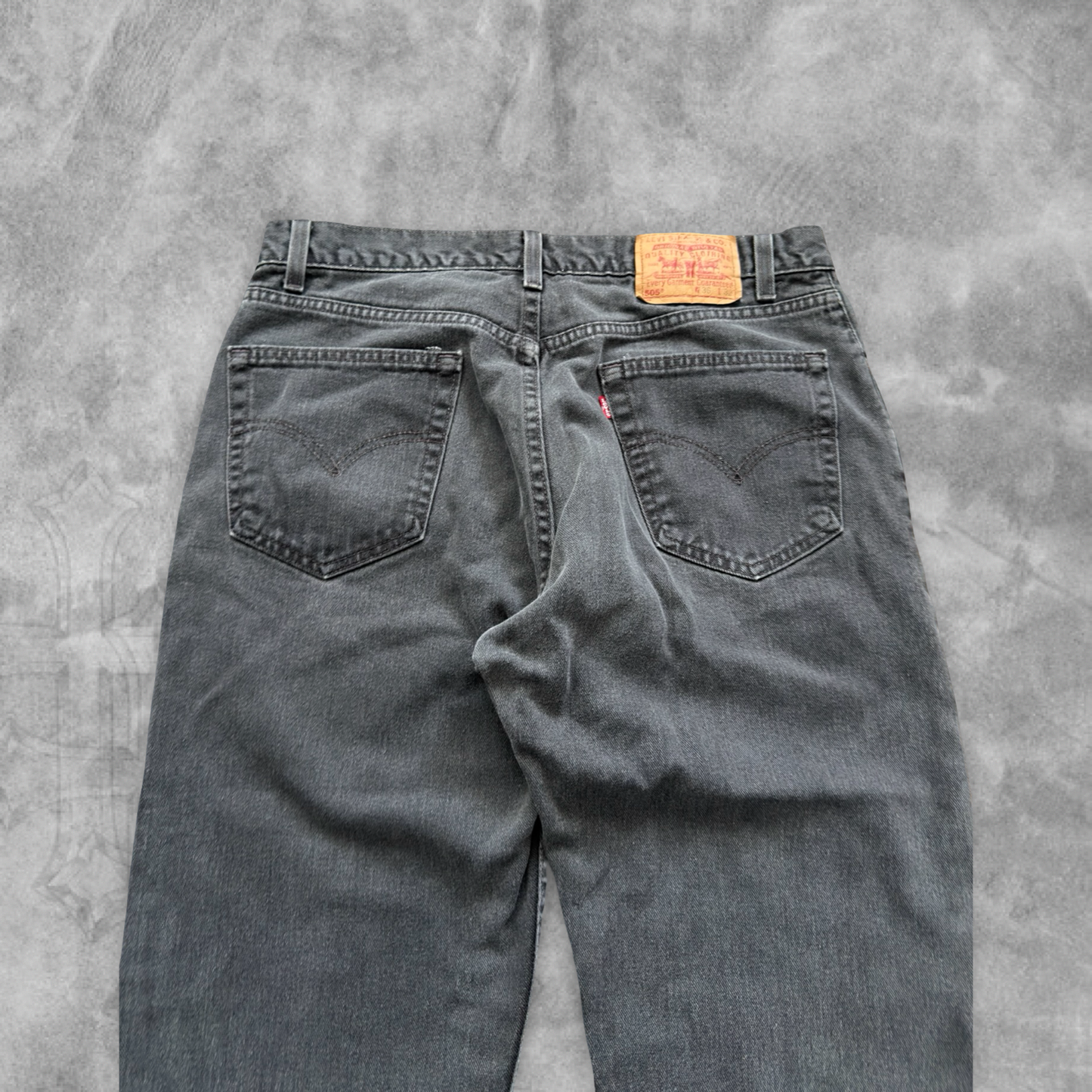 Faded Black Denim Levi’s 505 Jeans 2000s (34x31)