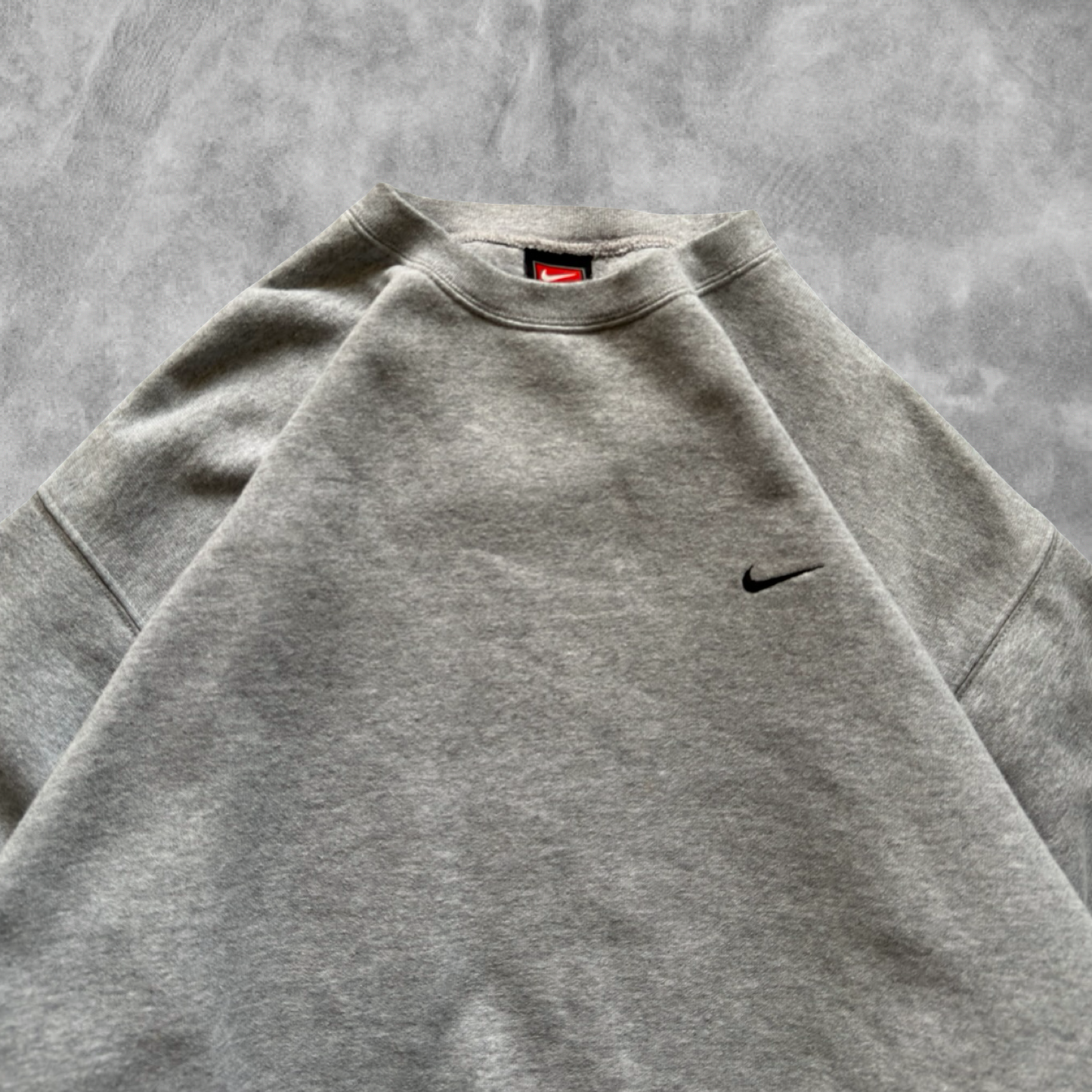 Gray Nike Essential Sweatshirt 1990s (M)