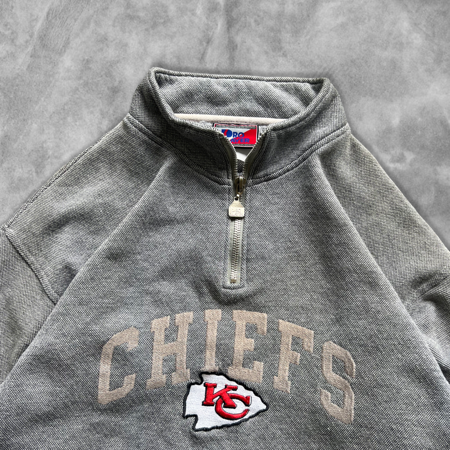 Stone Grey Kansas City Chiefs Quarter Zip 1990s (XL)