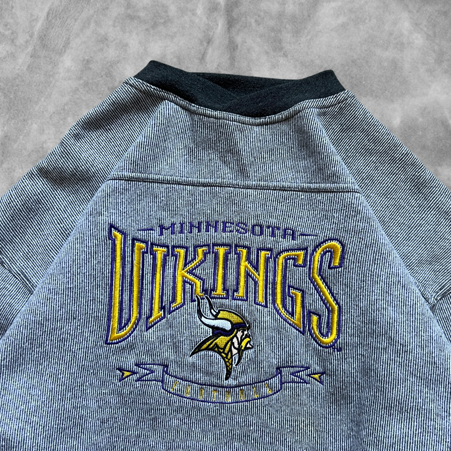 Gray Minnesota Vikings Sweatshirt 1990s (L)