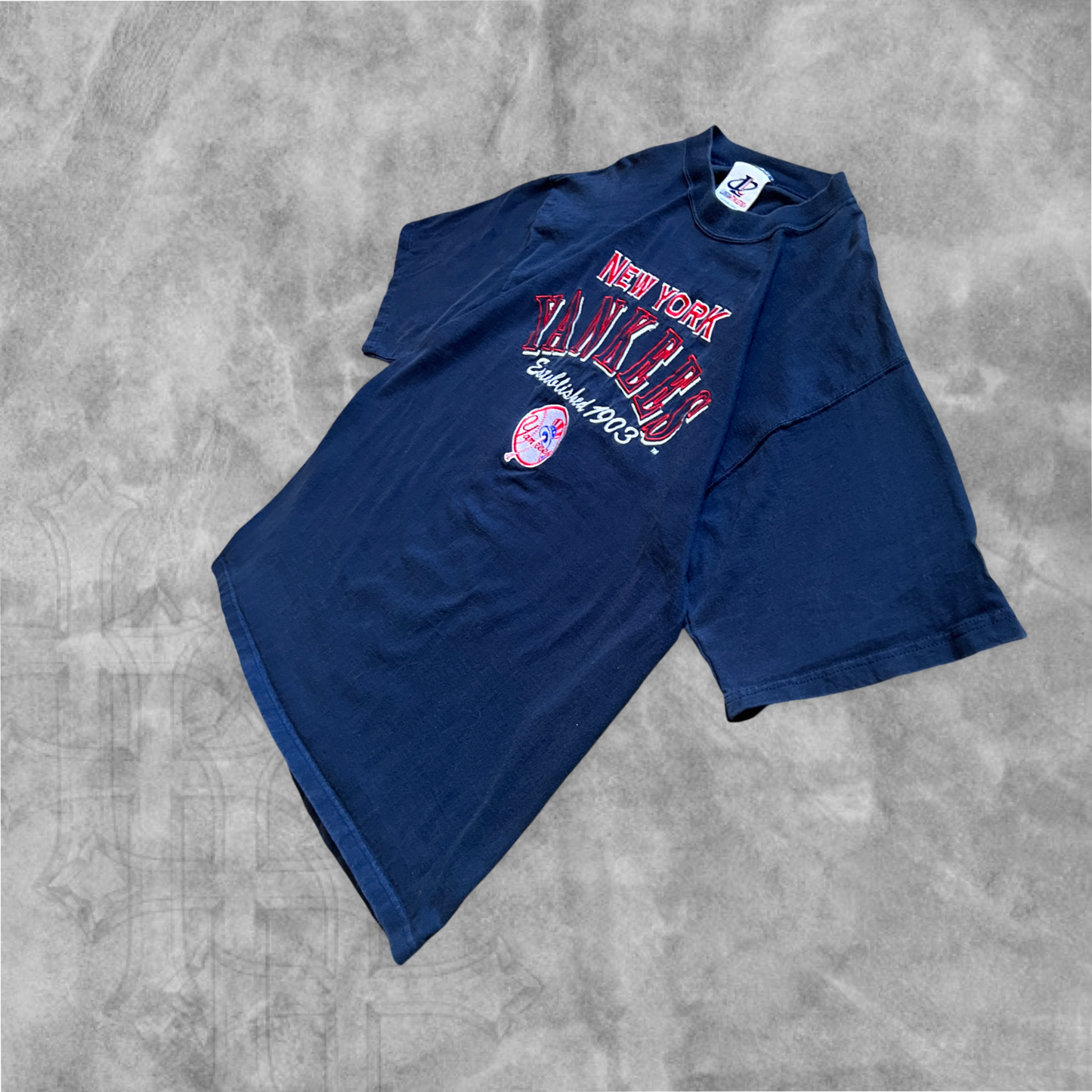 Navy Blue New York Yankees Shirt 1990s (XL)