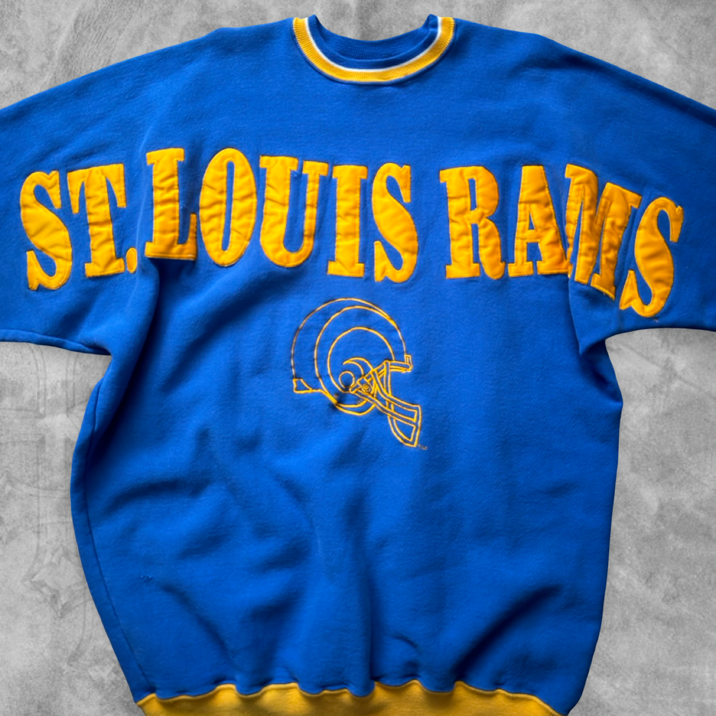 Blue St.Louis Rams Sweatshirt 1990s (XL)