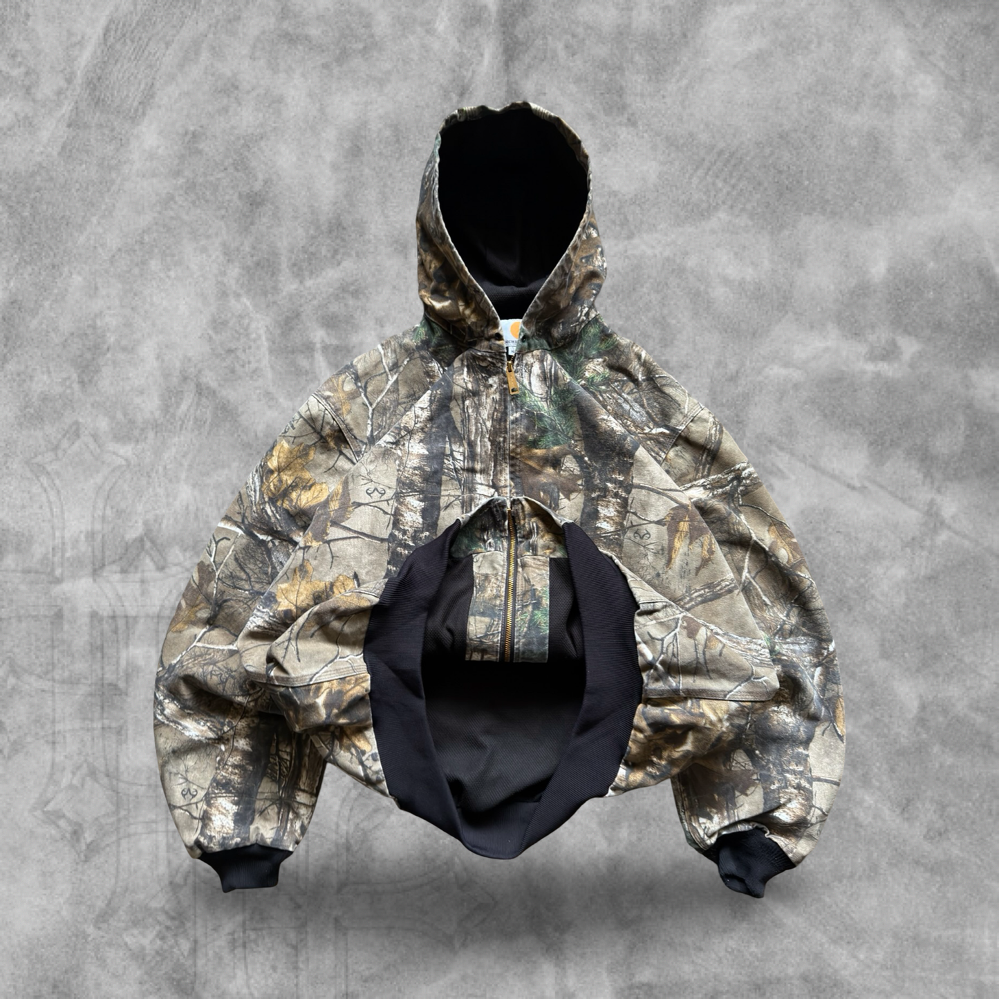 Realtree Camo Hooded Carhartt Jacket 1990s (XL)