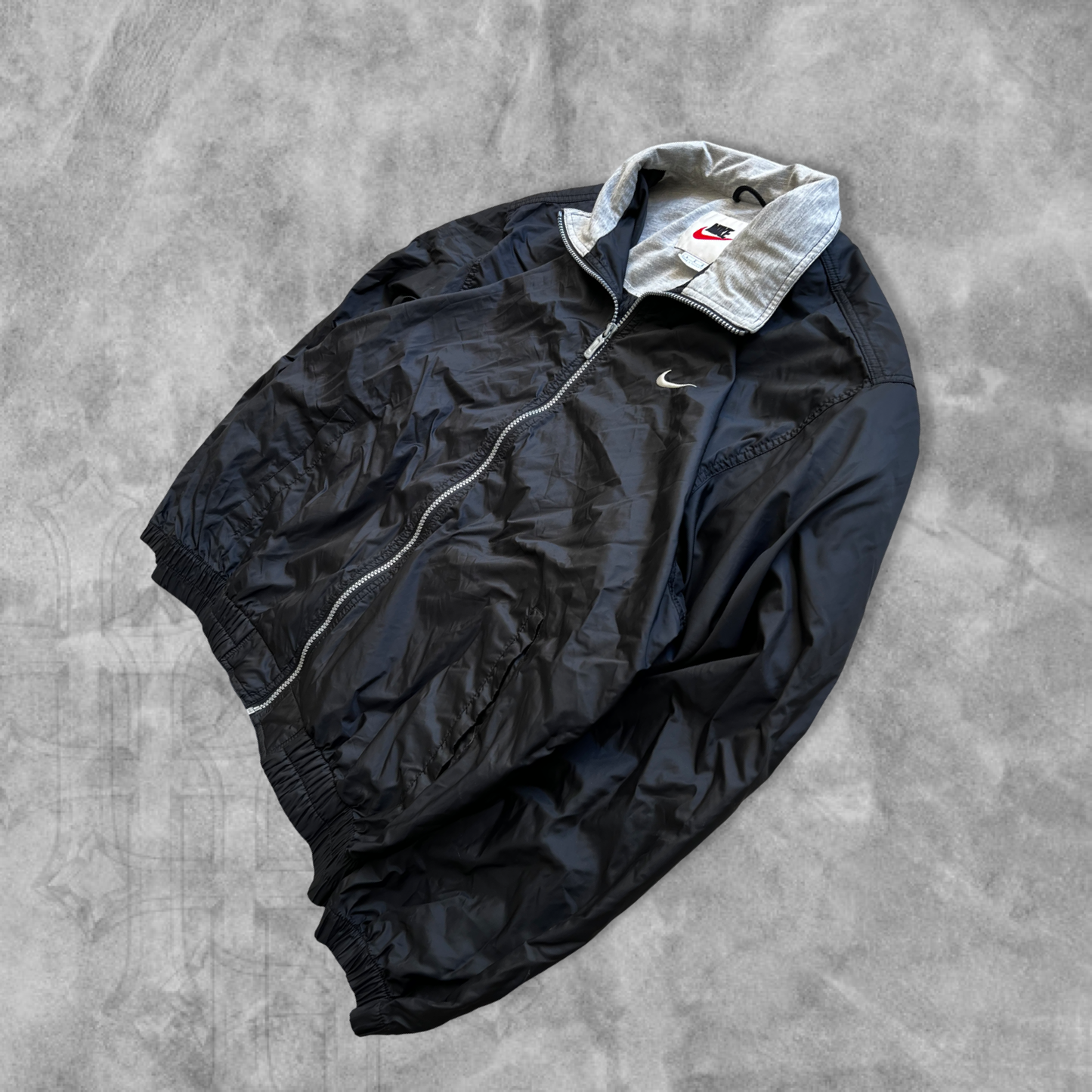 Black Nike Windbreaker Jacket 1990s (L)