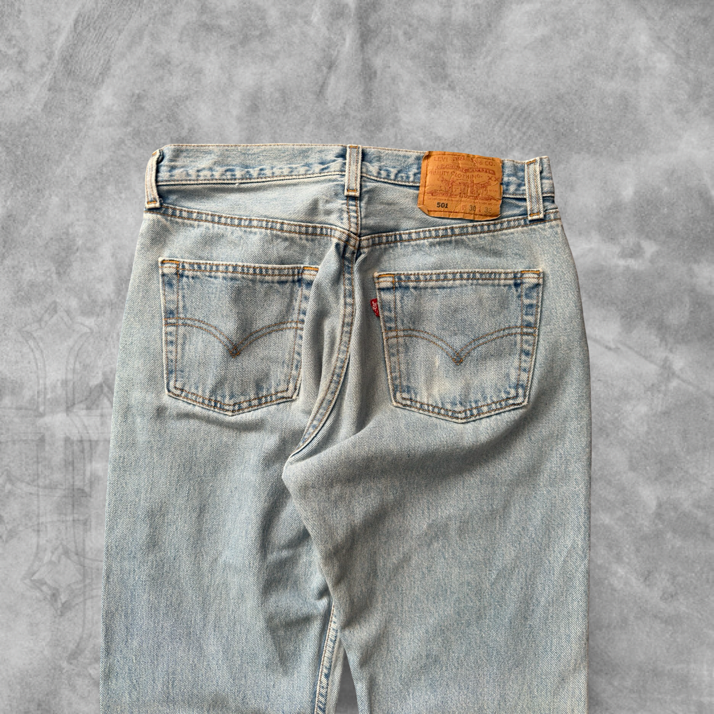 Faded Denim Levis 501 Jeans 1990s (30x31)