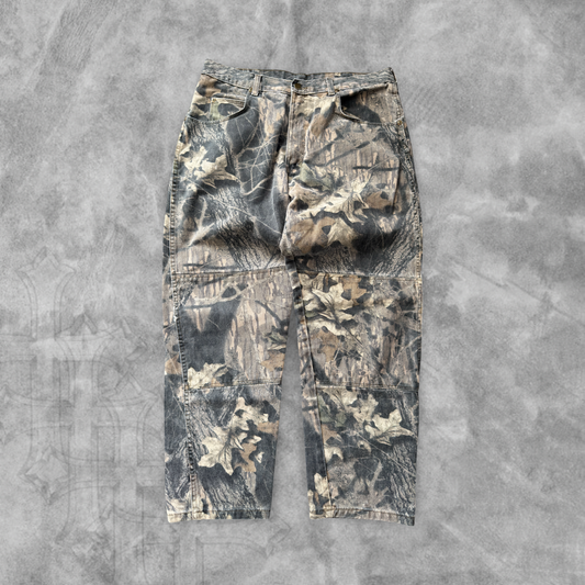 Realtree Camo Denim Wrangler Camo Jeans 1990s (36x30)