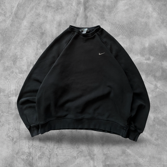 Black Nike Essential Sweatshirt 2000s (M)