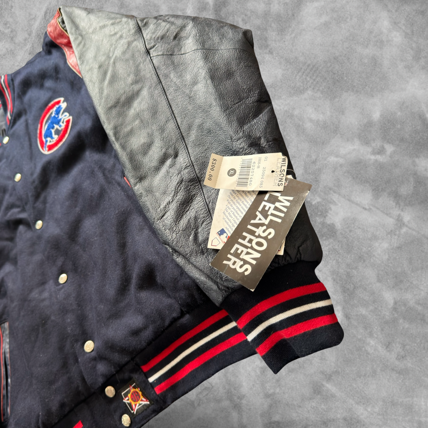 Navy Blue Chicago Cubs Leather Reversible Varsity Jacket 1990s (L)